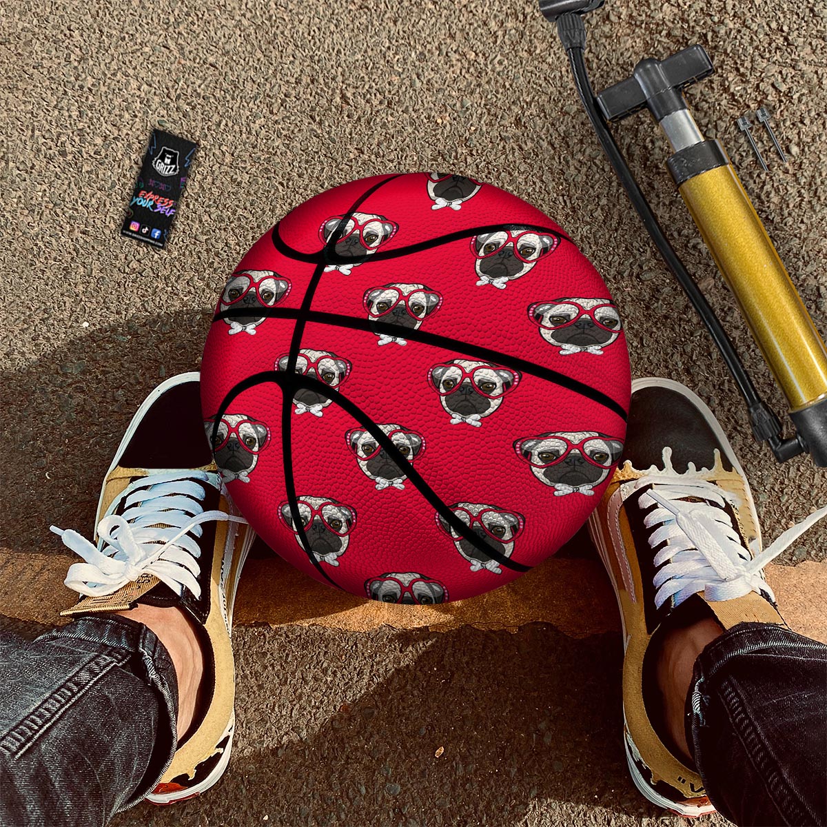 Portrait Pug Vintage Print Pattern Basketball