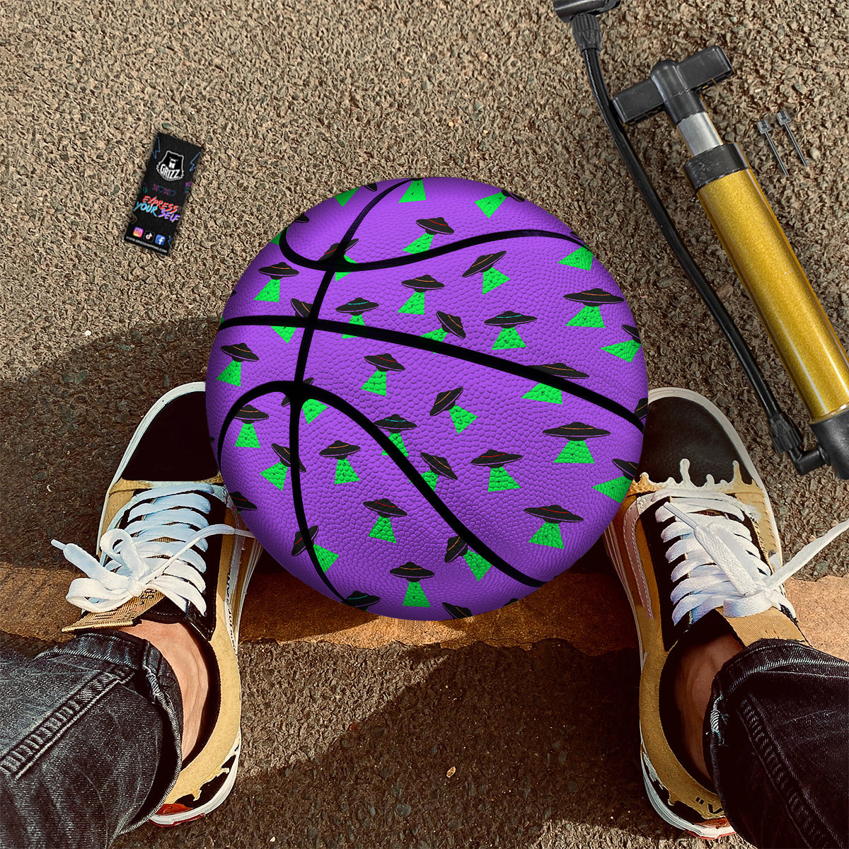 Purple UFO Alien Spaceship Print Pattern Basketball