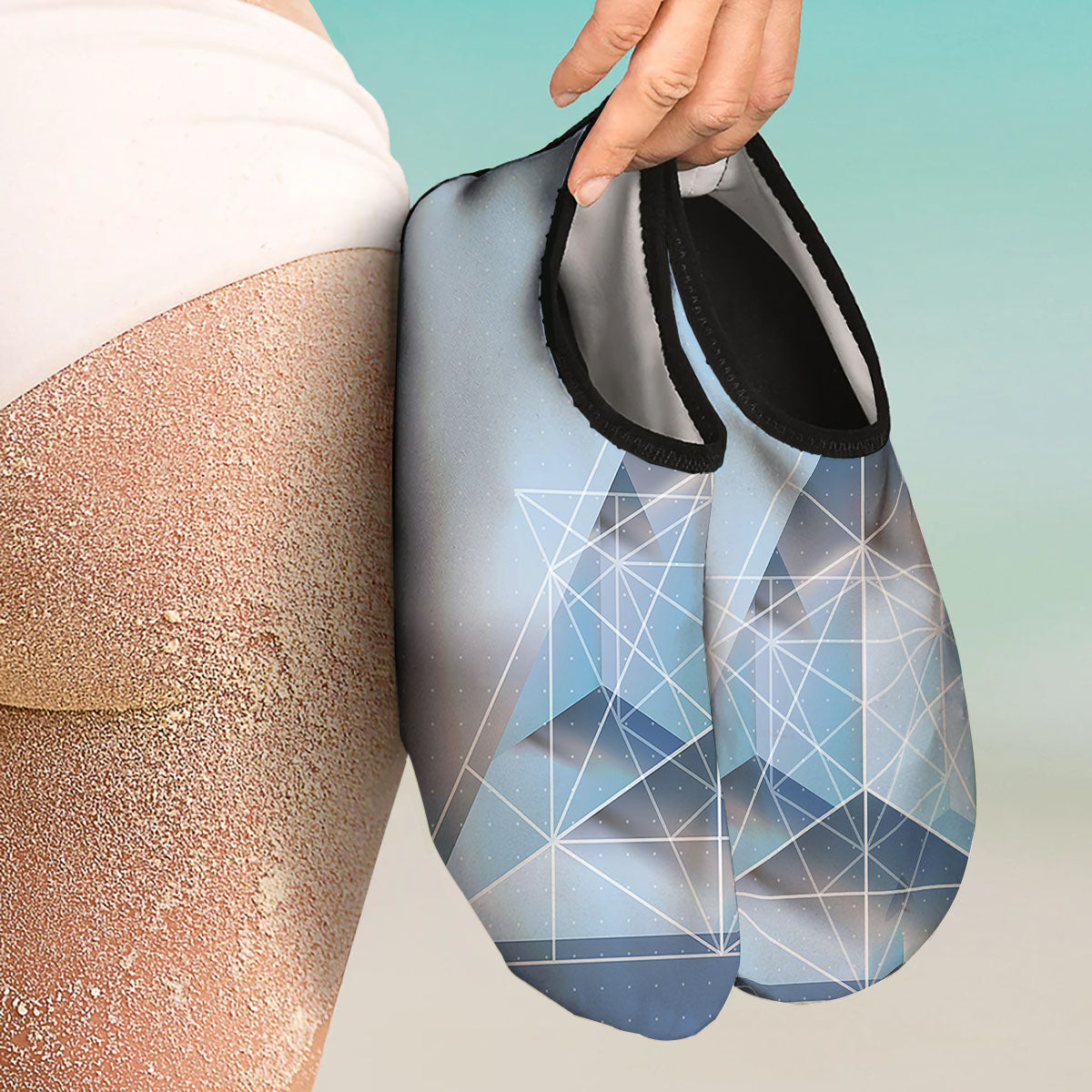 Pyramid Geometric Print Water Shoes-grizzshop