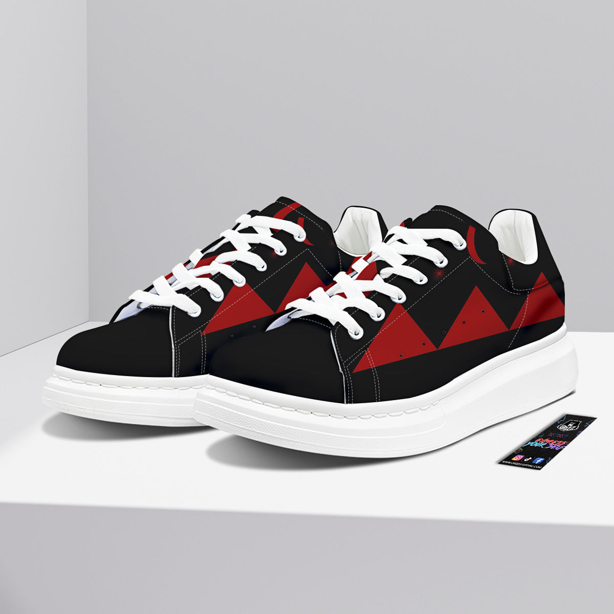 Pyramid Red Moon Print Platform Shoes-grizzshop