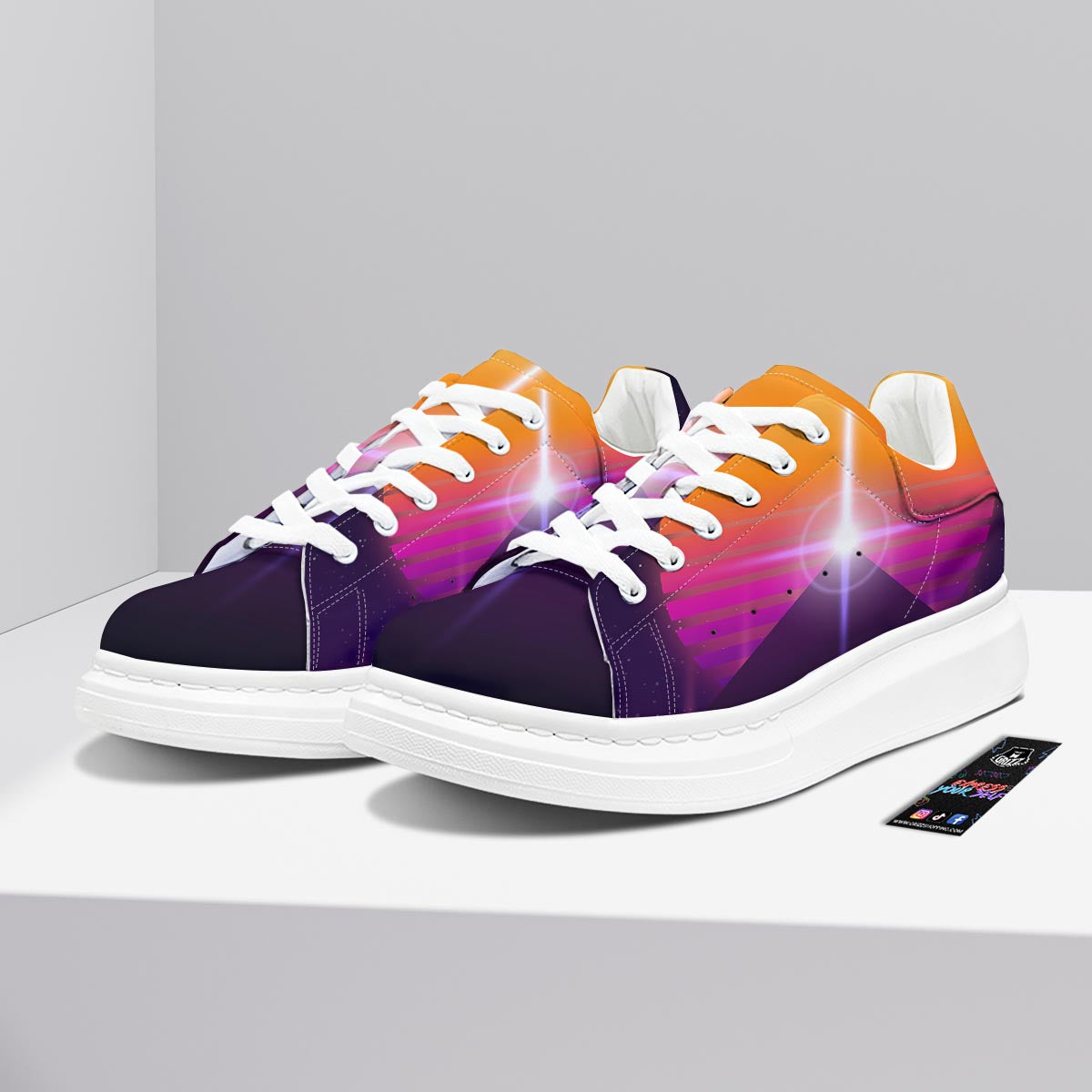 Pyramid Synthwave Print Platform Shoes-grizzshop