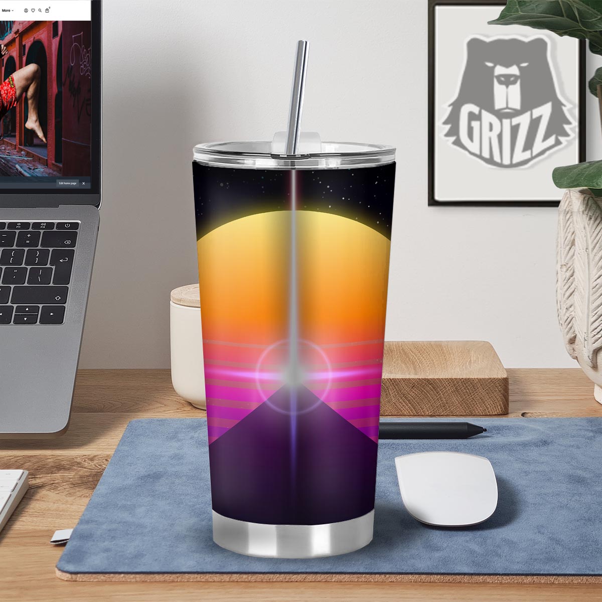 Pyramid Synthwave Print Tumbler-grizzshop