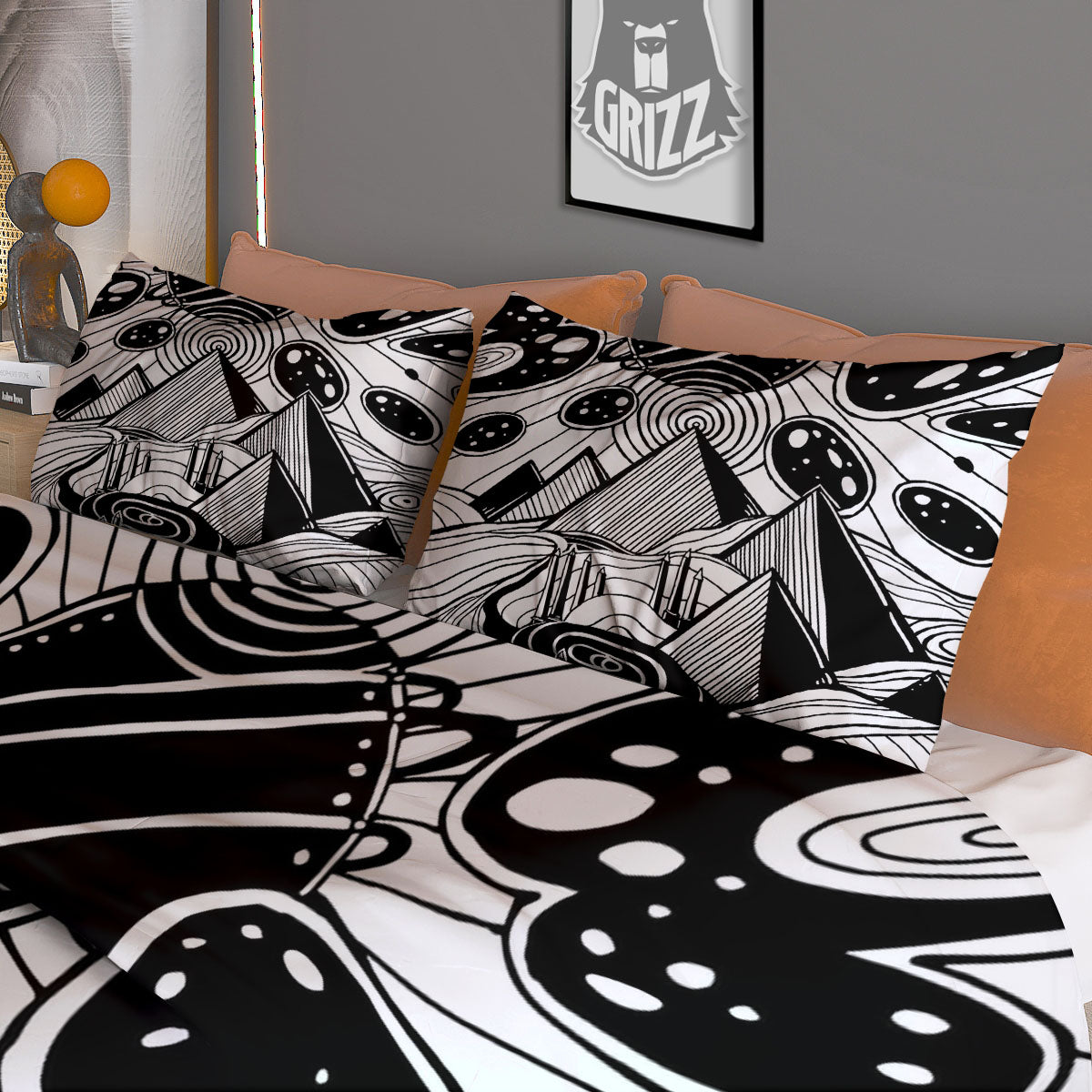 Pyramid UFO Print Duvet Cover Bedding Set