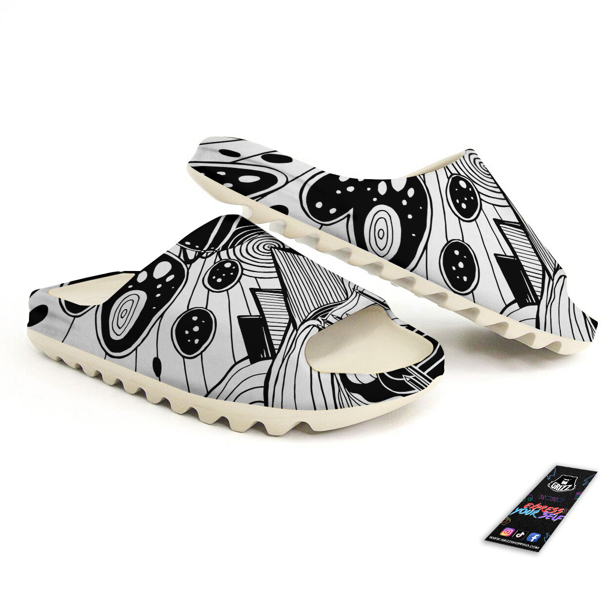 Pyramid UFO Print Sandals-grizzshop