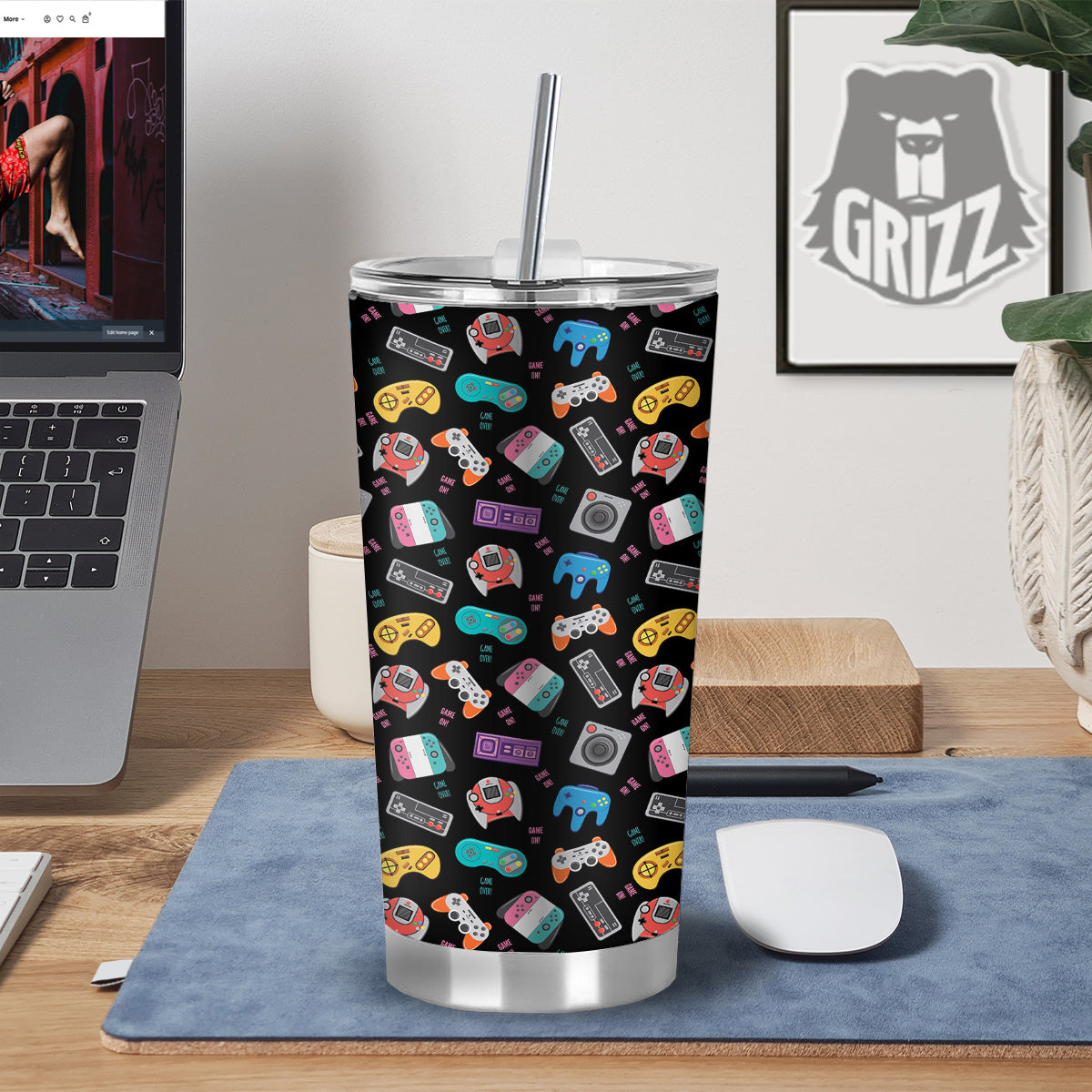 Retro Video Game Controller Print Pattern Tumbler-grizzshop