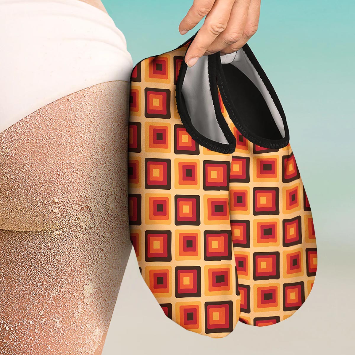 Rounded Square Retro Geometric Print Pattern Water Shoes-grizzshop
