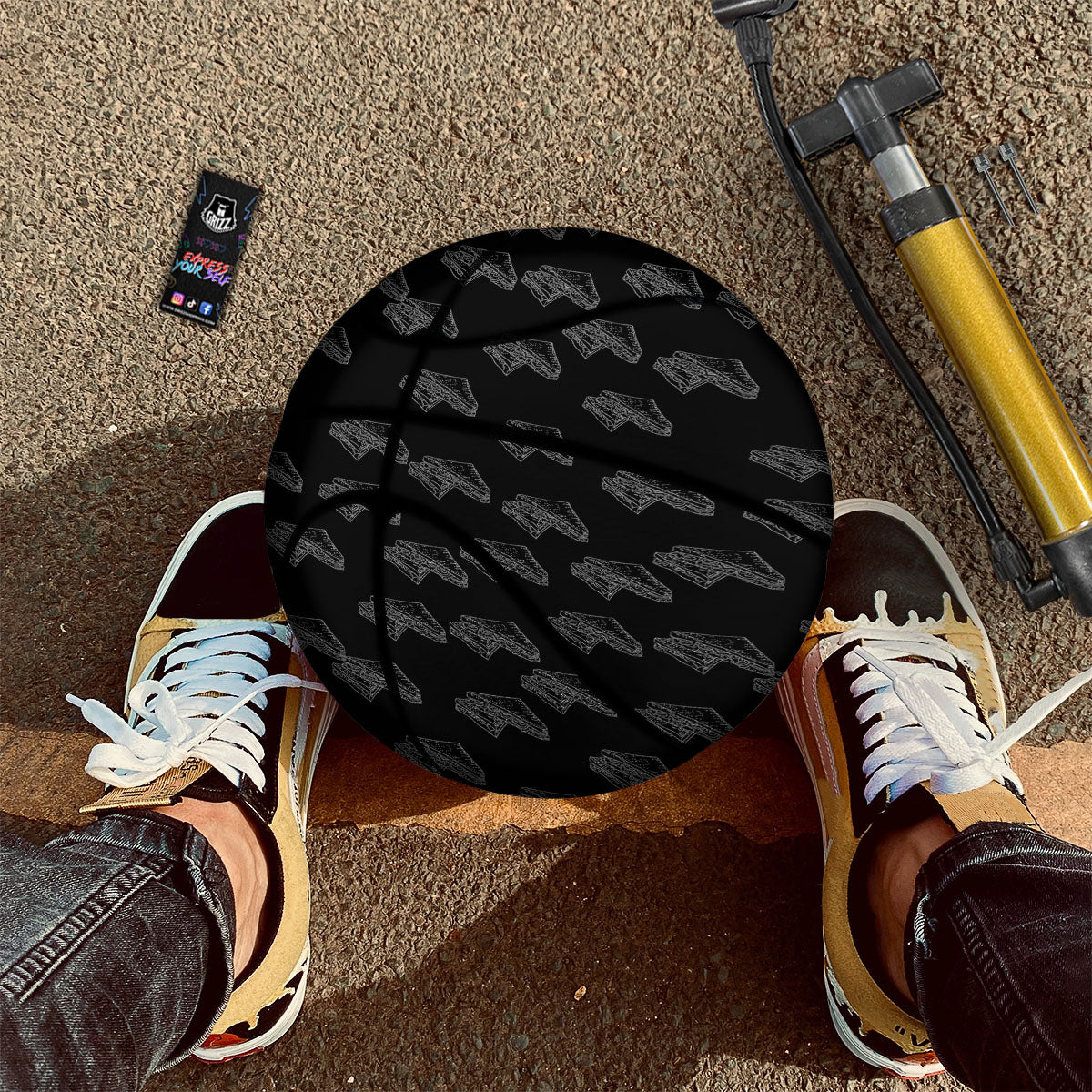 Sandwich Black Doodle Print Pattern Basketball