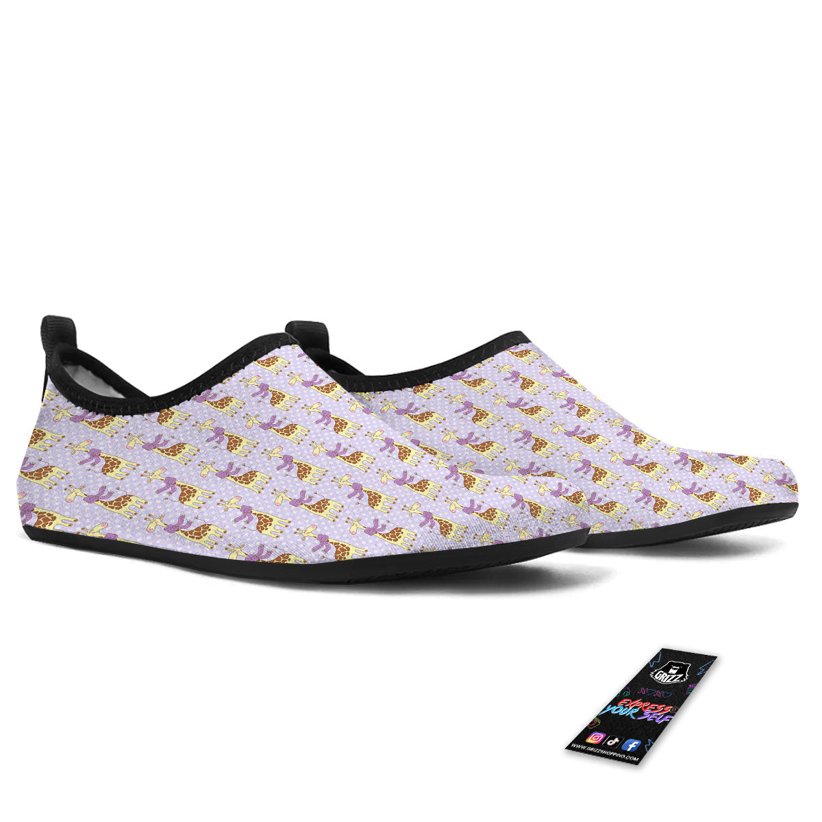 Scarf With Giraffe Print Pattern Water Shoes-grizzshop