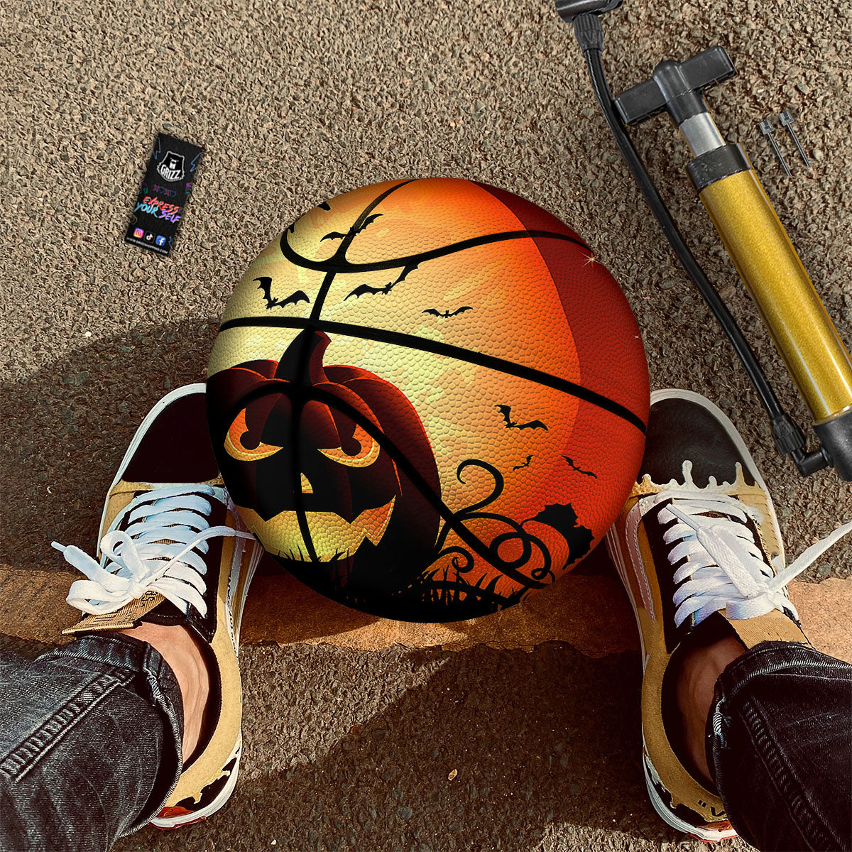 Smiley Faces Halloween Pumpkin Print Basketball-grizzshop