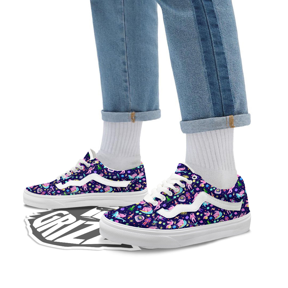 Space Astronaut 8 Bit Print Pattern Skate Shoes-grizzshop