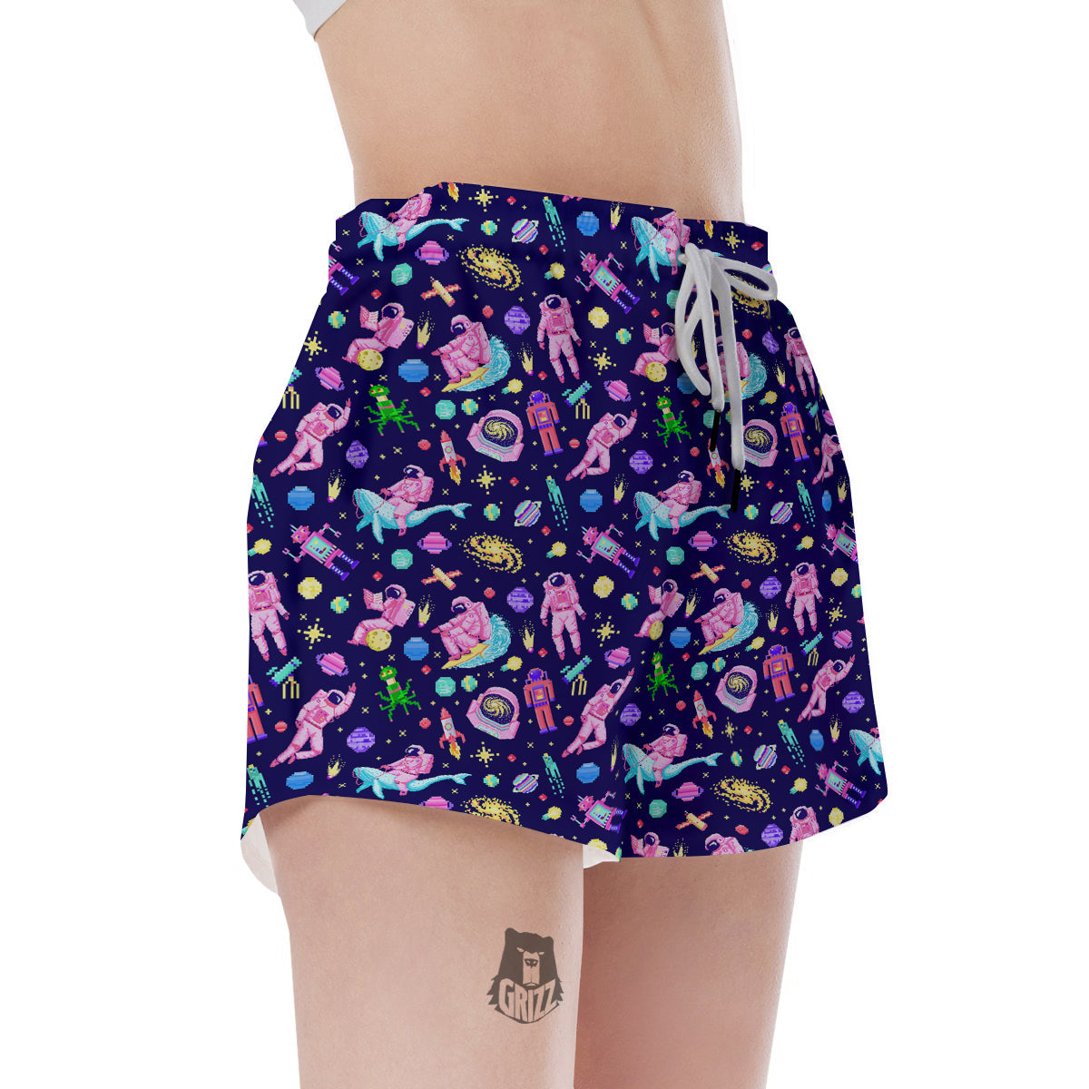 Space Astronaut 8 Bit Print Pattern Women's Shorts-grizzshop