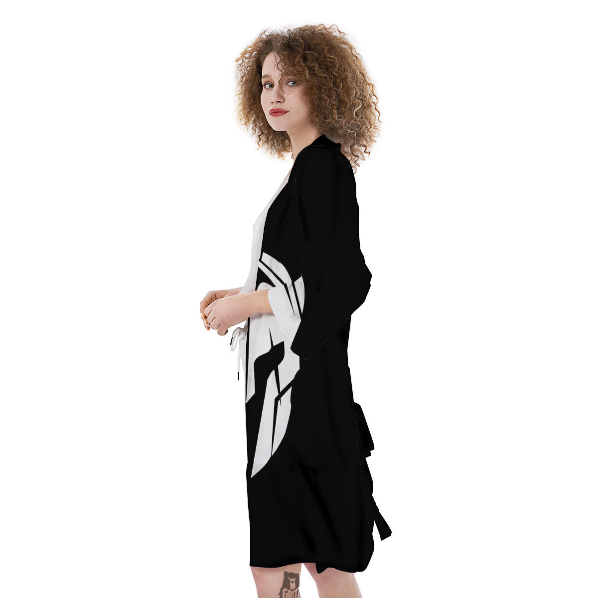 Spartan Helmet White And Black Print Kimono-grizzshop