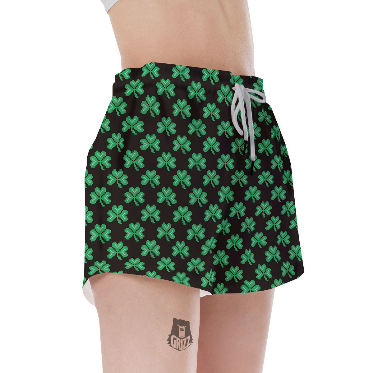 St. Patrick's Day Pixel Clover Print Pattern Women's Shorts-grizzshop