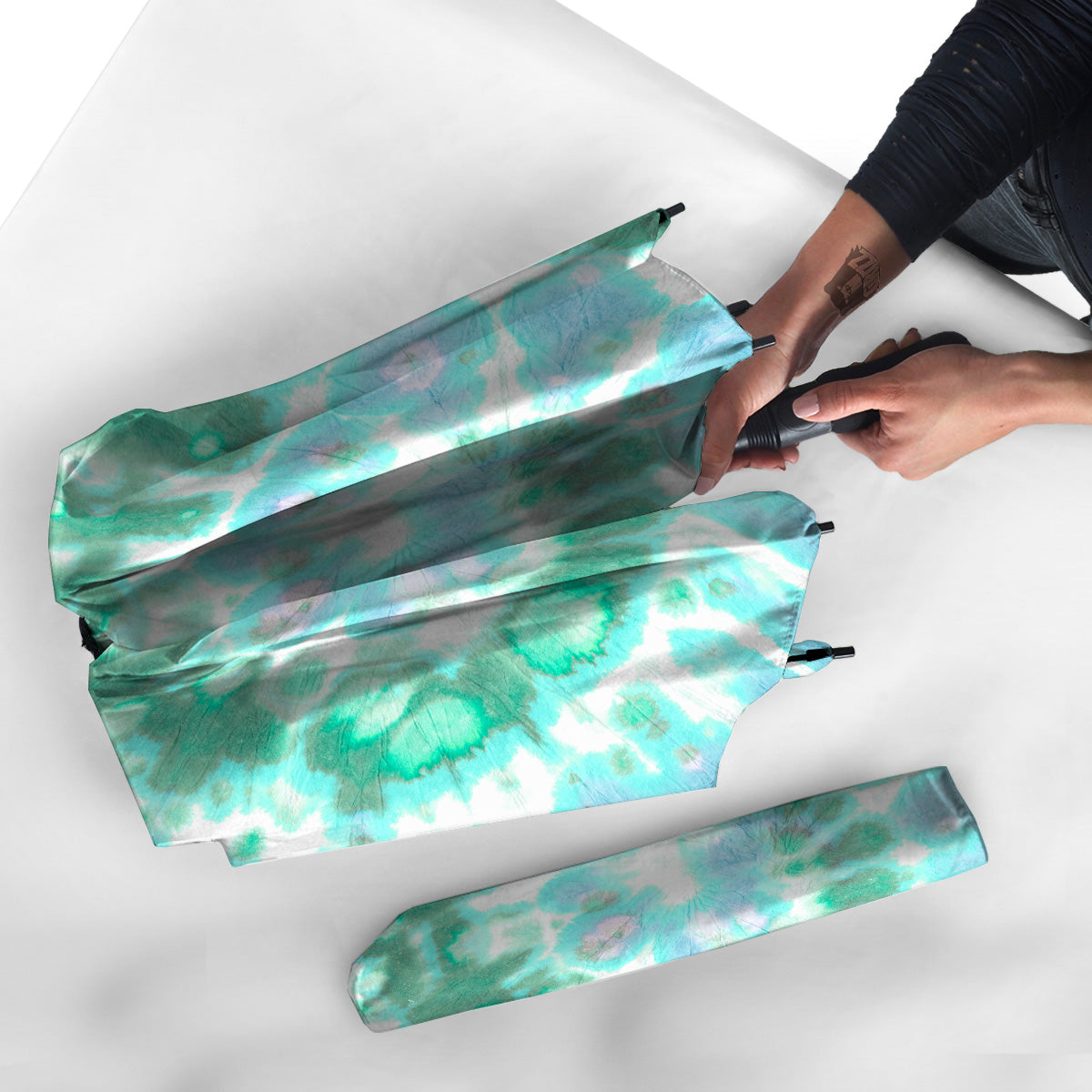 Tie Dye Blue Green And White Print Umbrella-grizzshop
