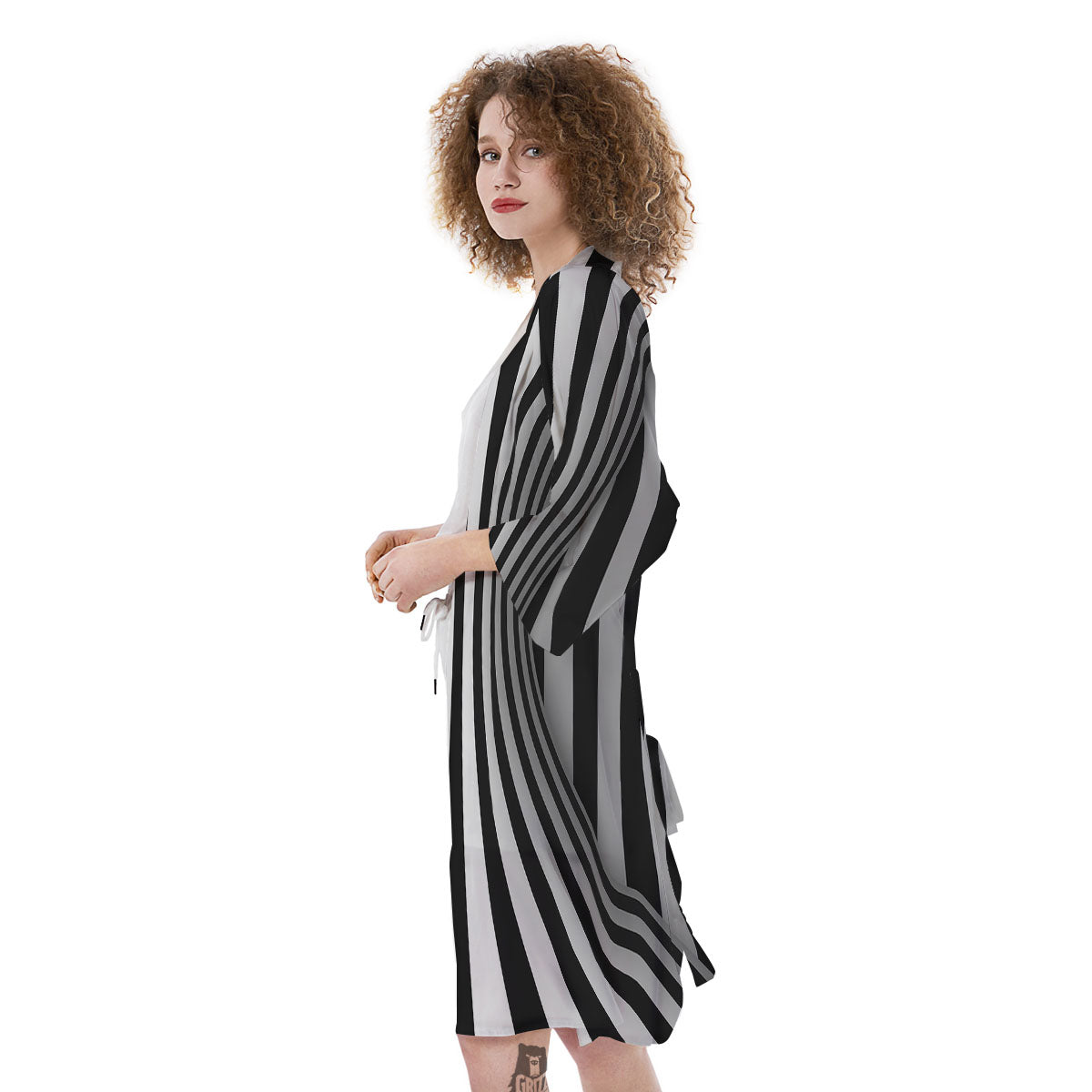 Torus Illusion White And Black Print Kimono-grizzshop