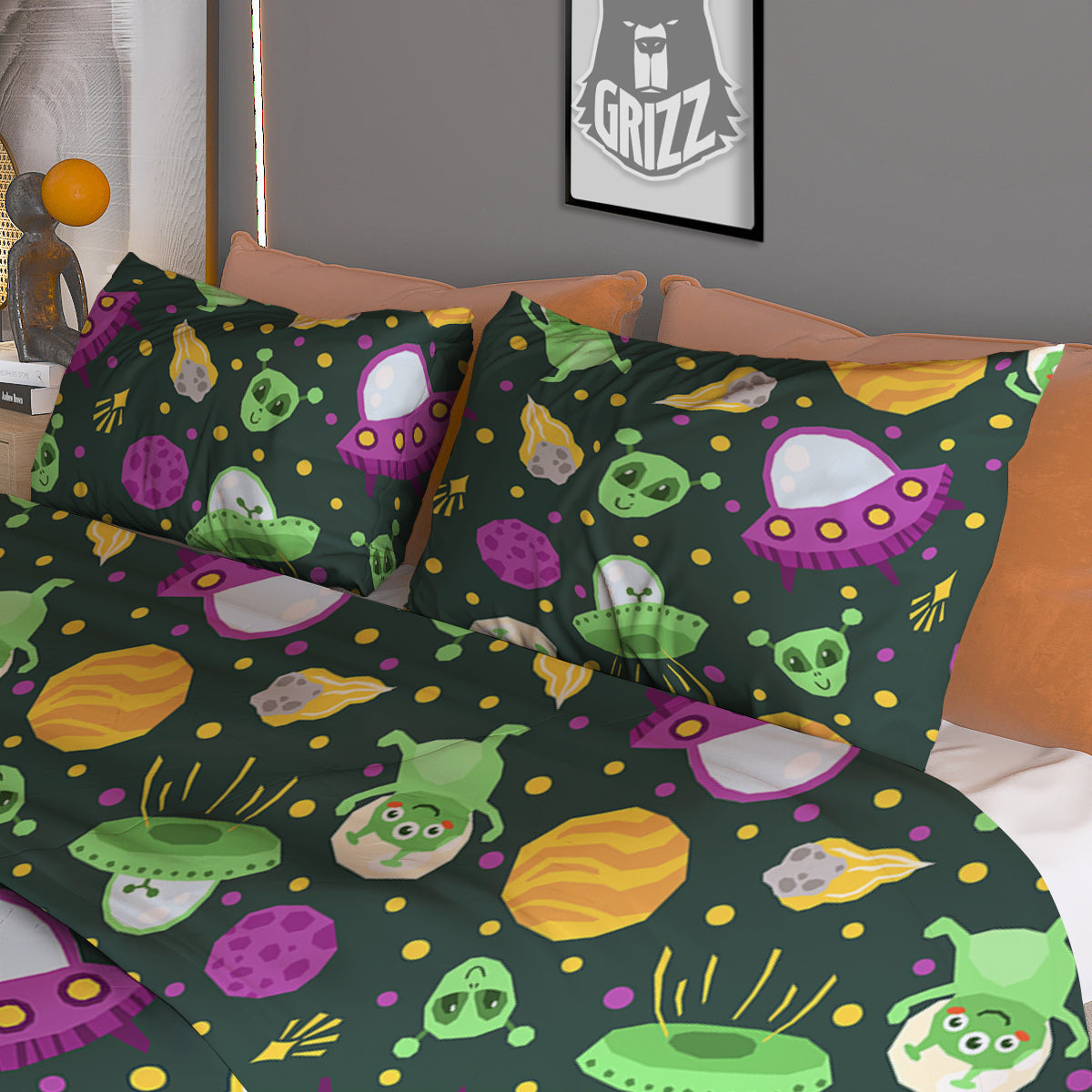 UFO Little Green Alien Print Pattern Duvet Cover Bedding Set