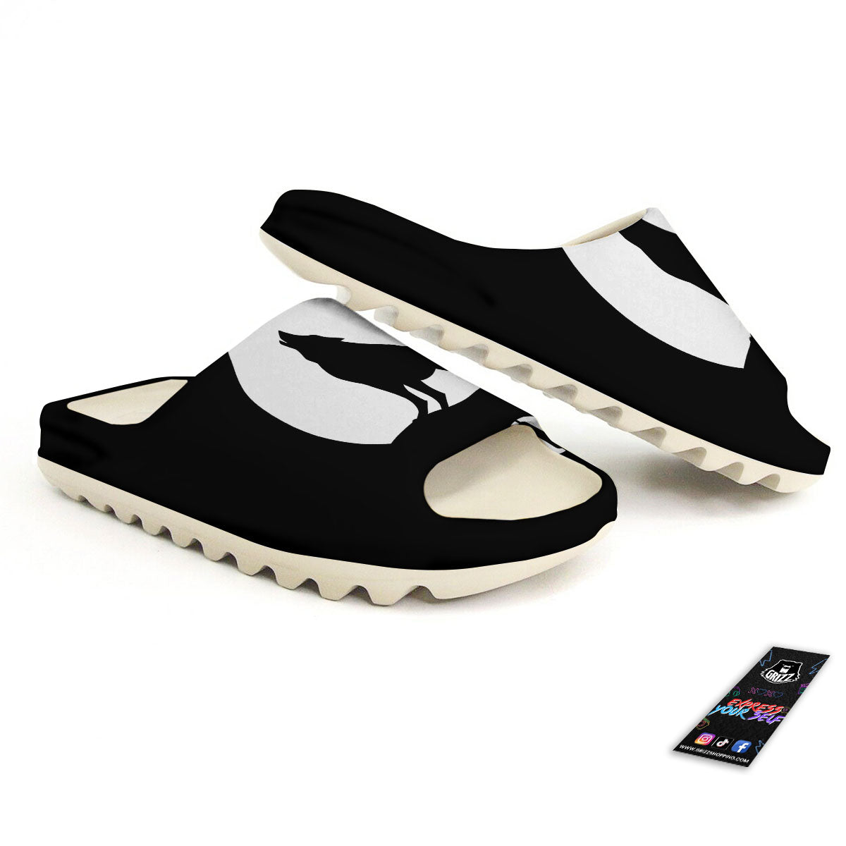 Wolf Howling Monochrome Print Sandals-grizzshop