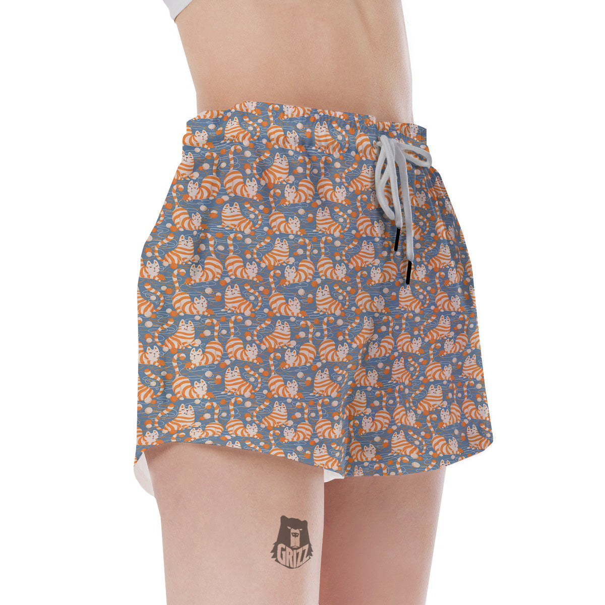 Yarn Ball And Cat Print Pattern Women's Shorts-grizzshop