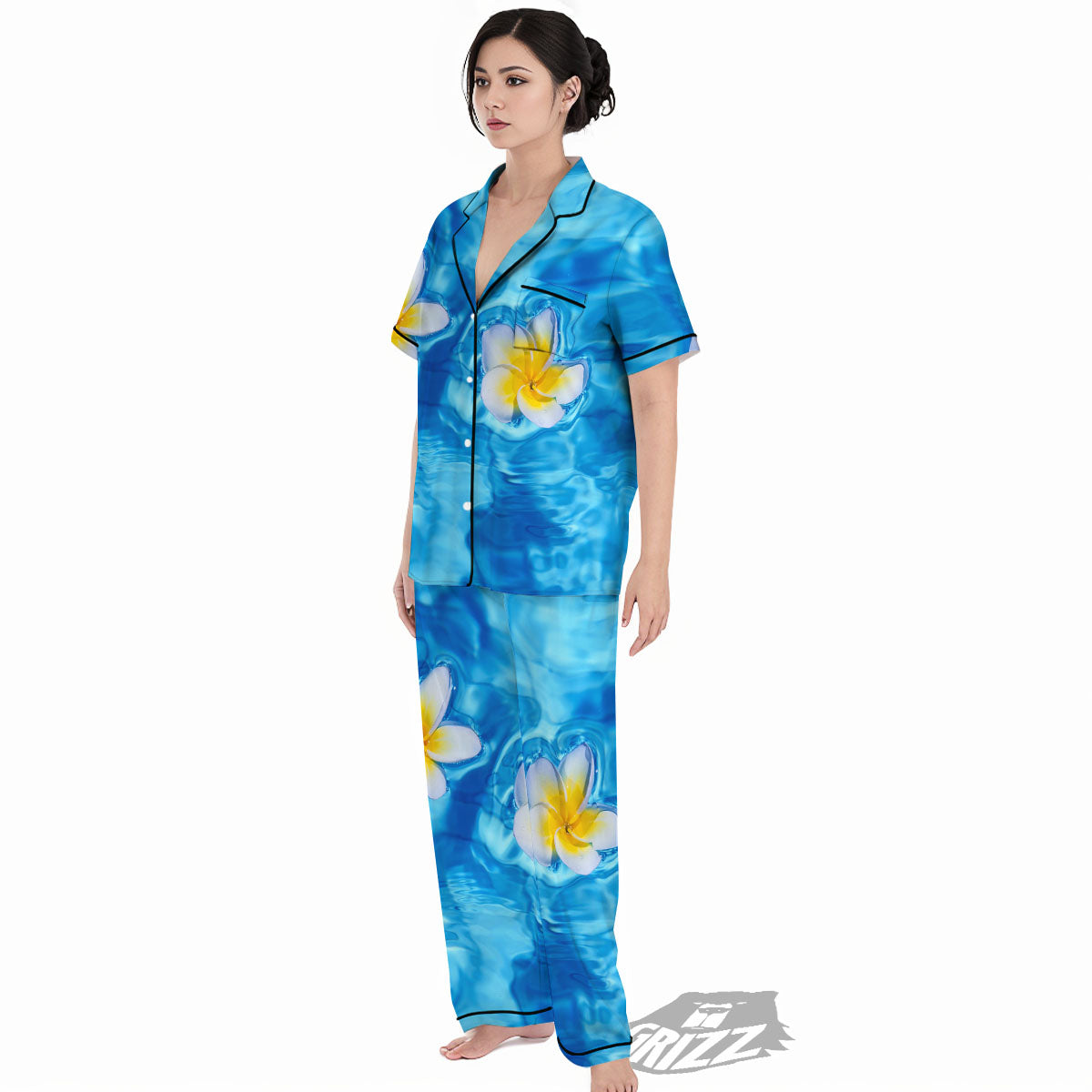 Yellow And White Plumeria In Water Print Women's Pajamas Set-grizzshop