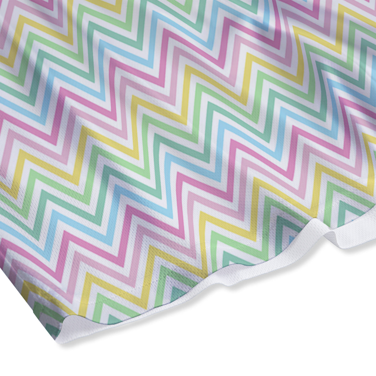 Zigzag Colorful Print Pattern Mesh Shorts-grizzshop