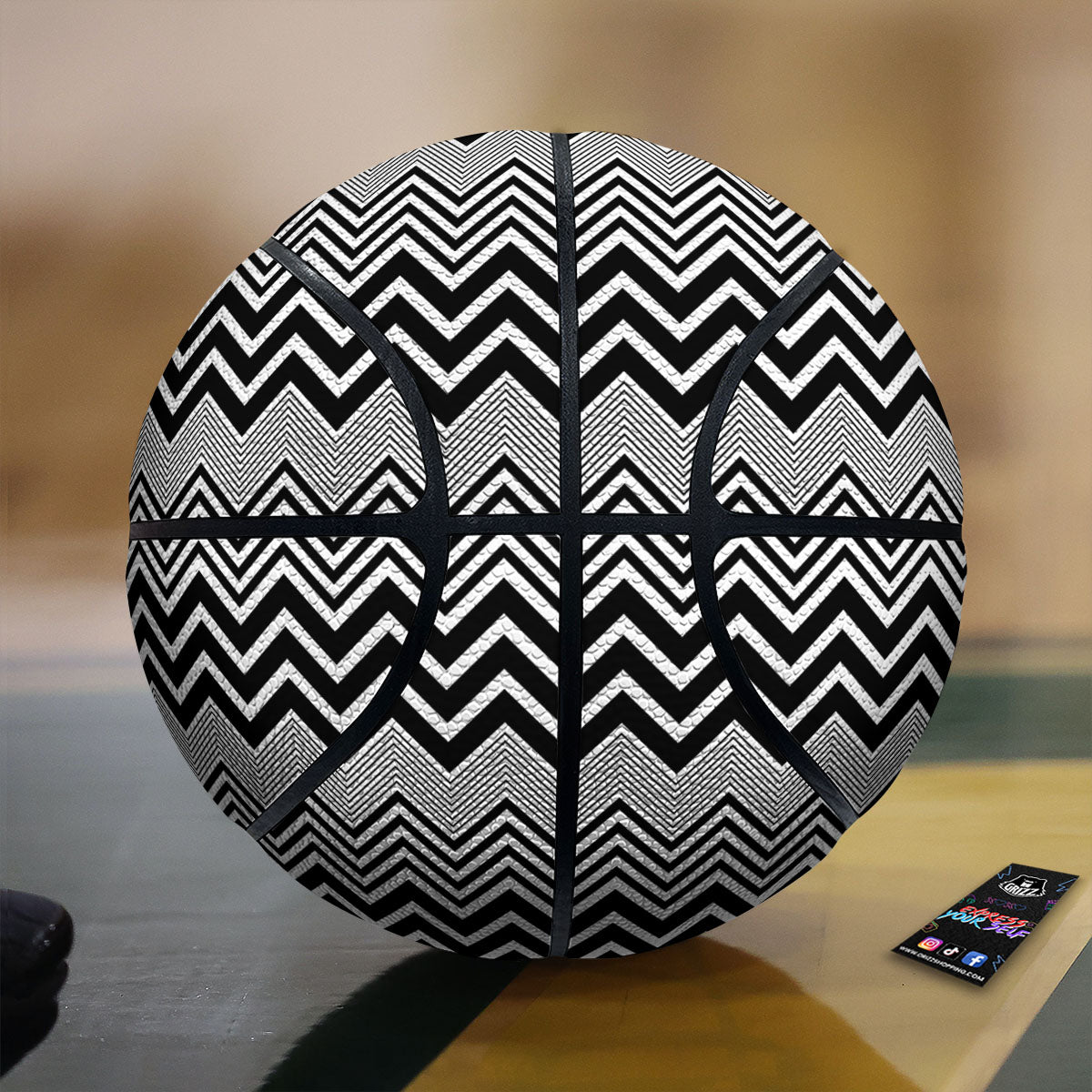 Zigzag White And Black Print Pattern Basketball-grizzshop