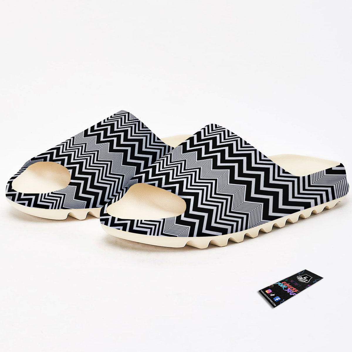 Zigzag White And Black Print Pattern Sandals-grizzshop