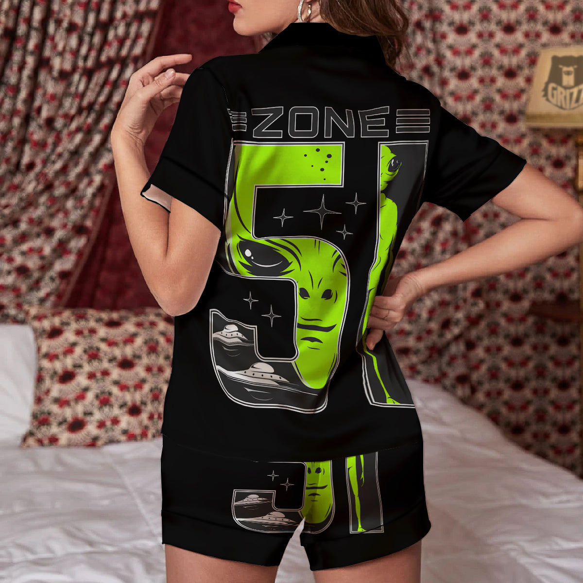 Zone 51 Alien And UFO Print Women Silk Pajamas-grizzshop