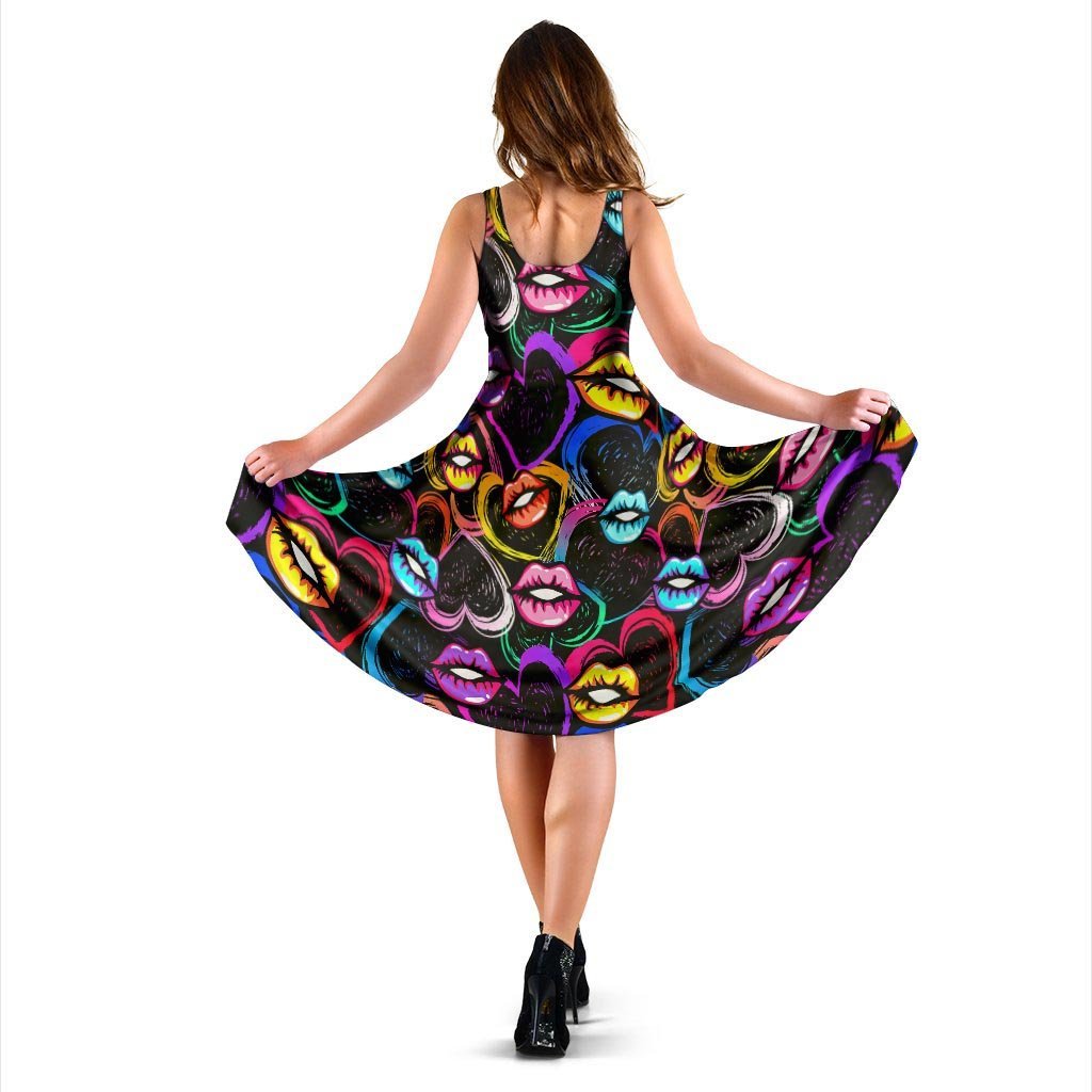 Abstract Lip Graffiti Print Dress-grizzshop