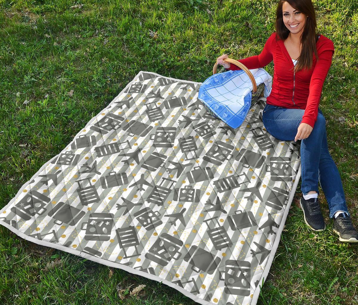 Airplane Luggage Pattern Print Quilt-grizzshop
