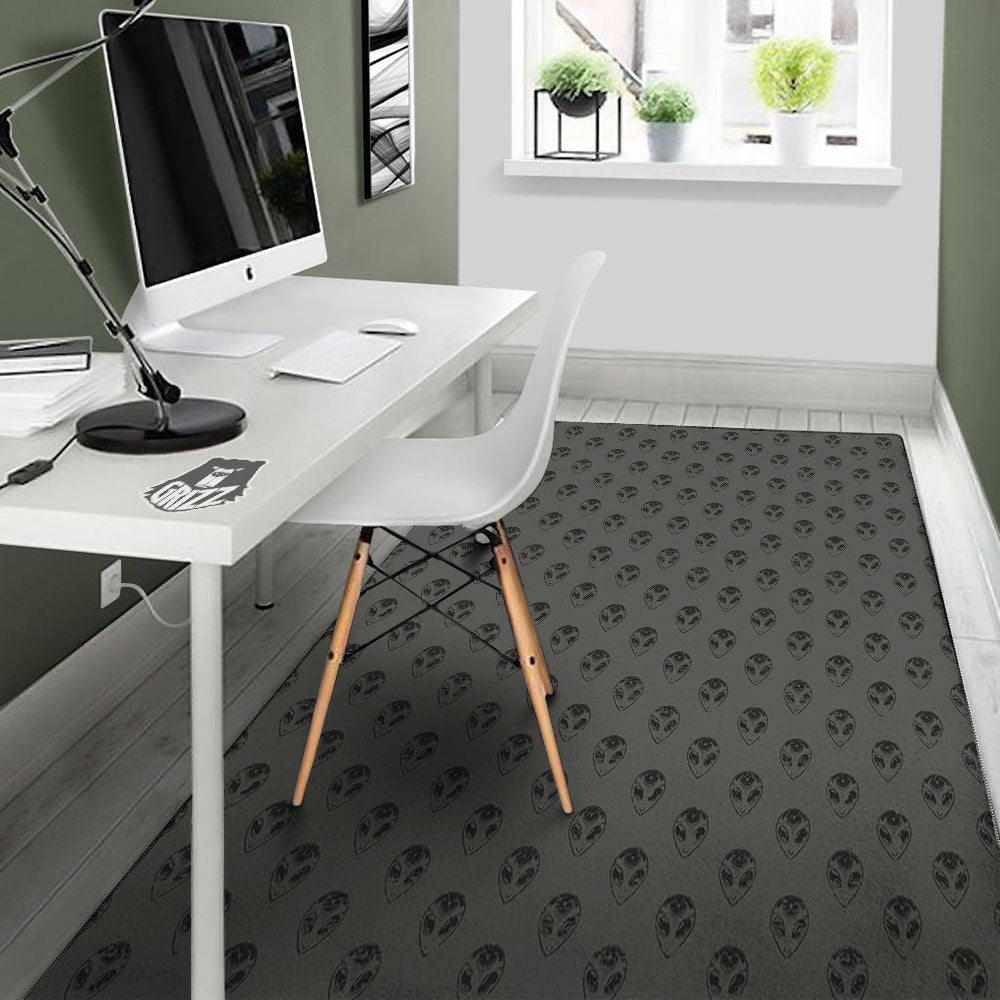 Alien Face Grey Print Pattern Floor Mat-grizzshop