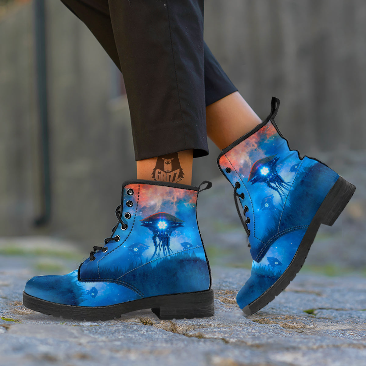 Alien Machines Print Leather Boots-grizzshop
