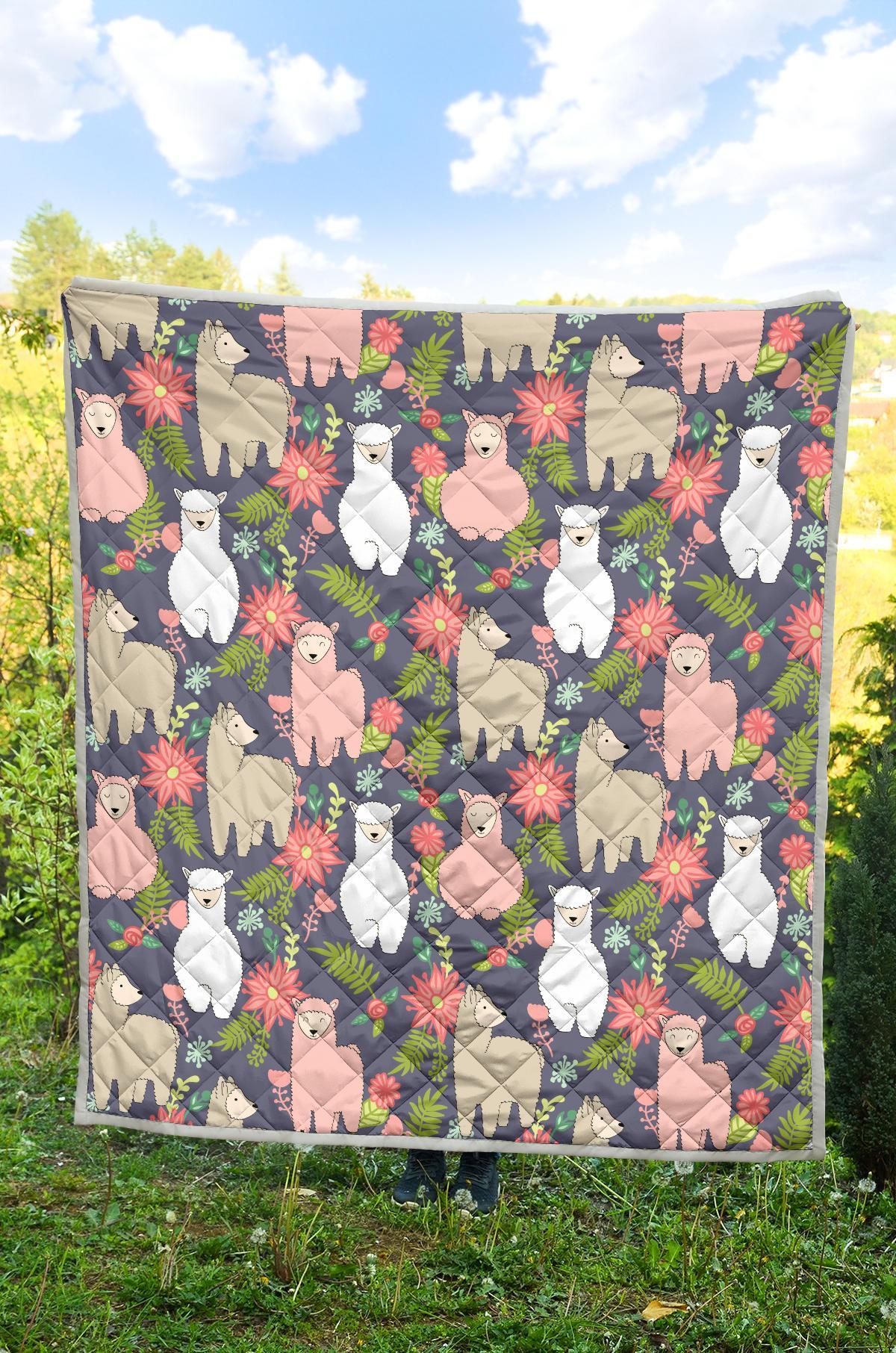 Alpaca Floral Pattern Print Quilt-grizzshop