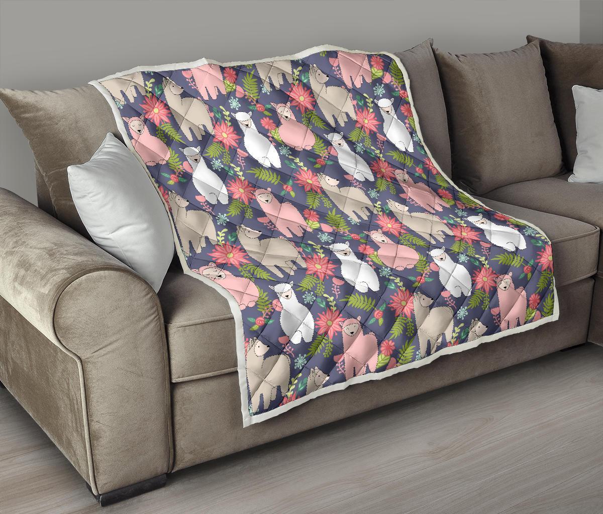 Alpaca Floral Pattern Print Quilt-grizzshop