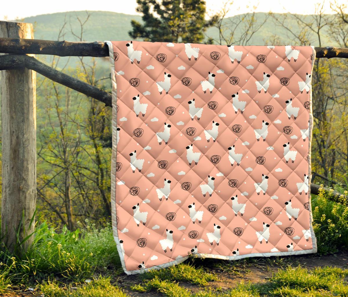 Alpaca Pink Pattern Print Quilt-grizzshop