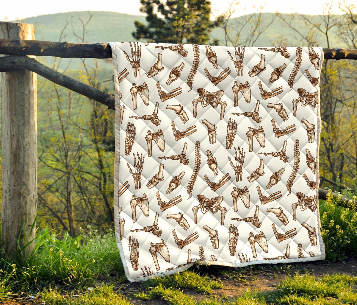 Anatomy Bone Pattern Print Quilt-grizzshop