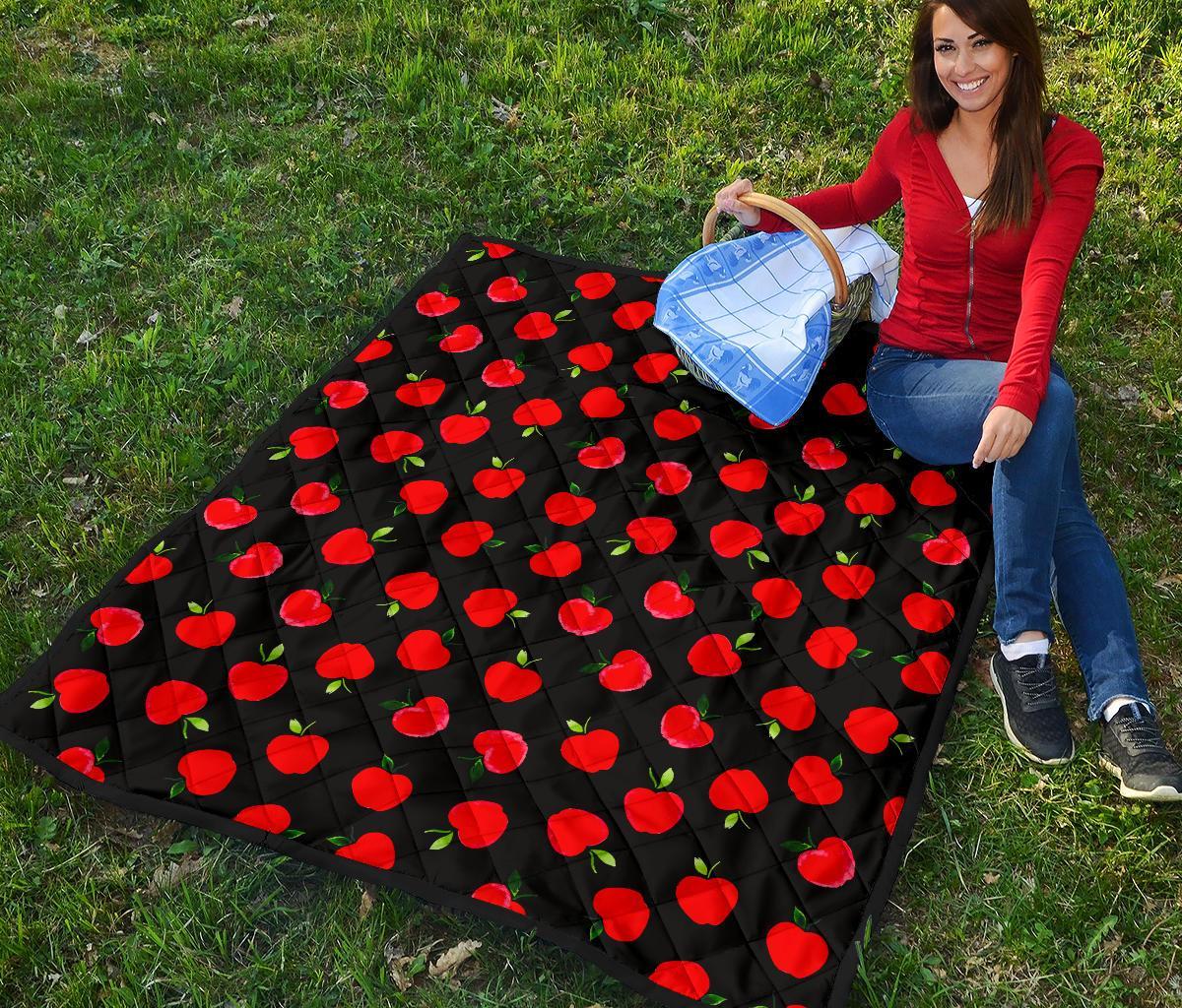 Apple Red Pattern Print Quilt-grizzshop