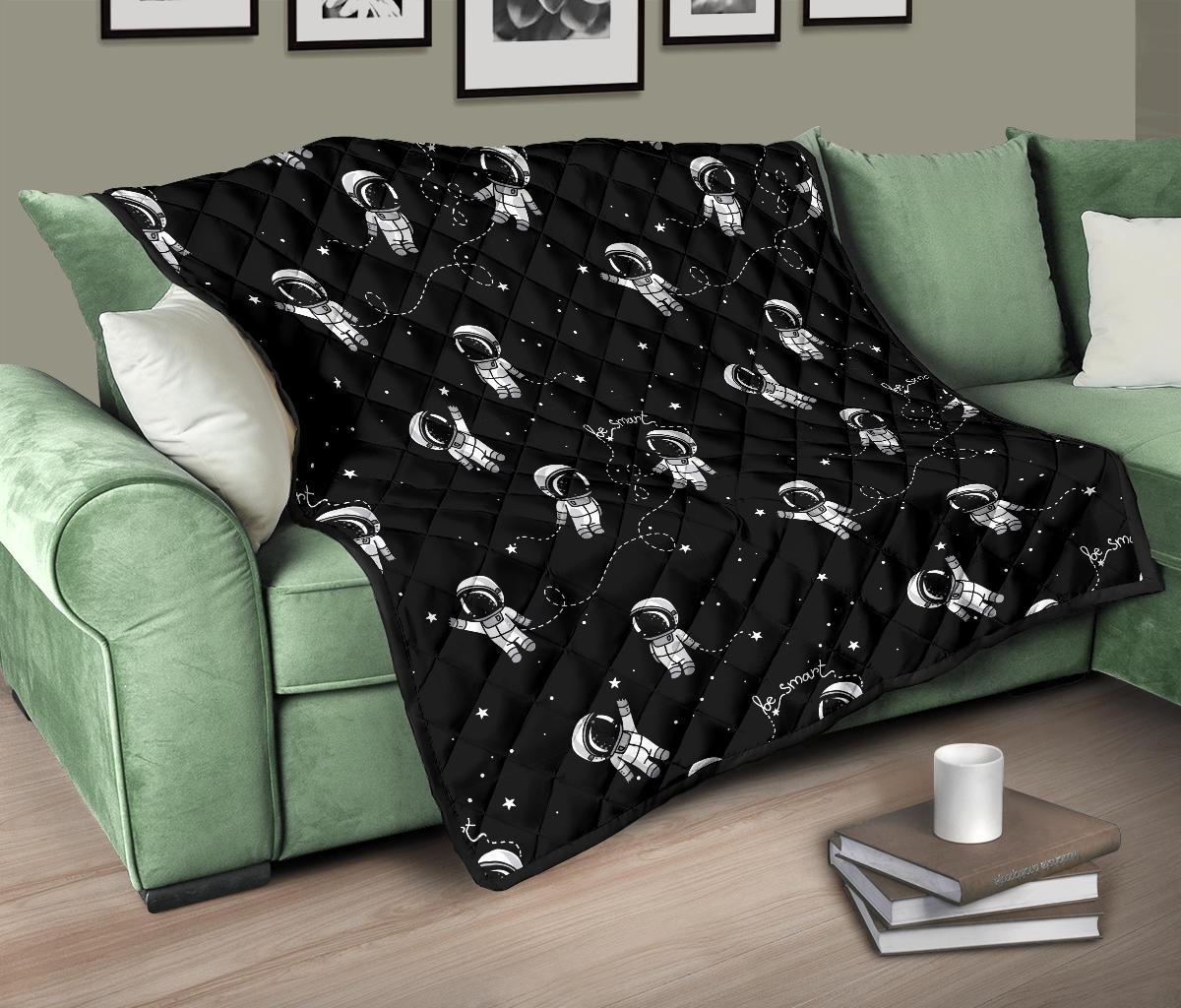 Astronaut Pattern Print Quilt-grizzshop