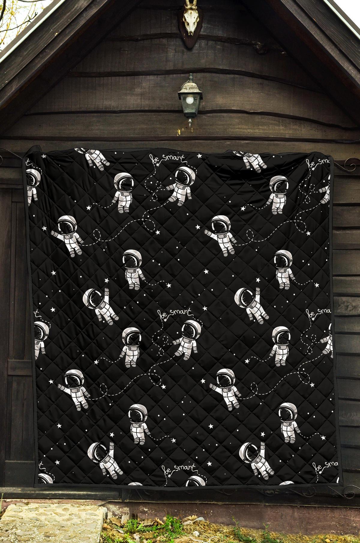 Astronaut Pattern Print Quilt-grizzshop