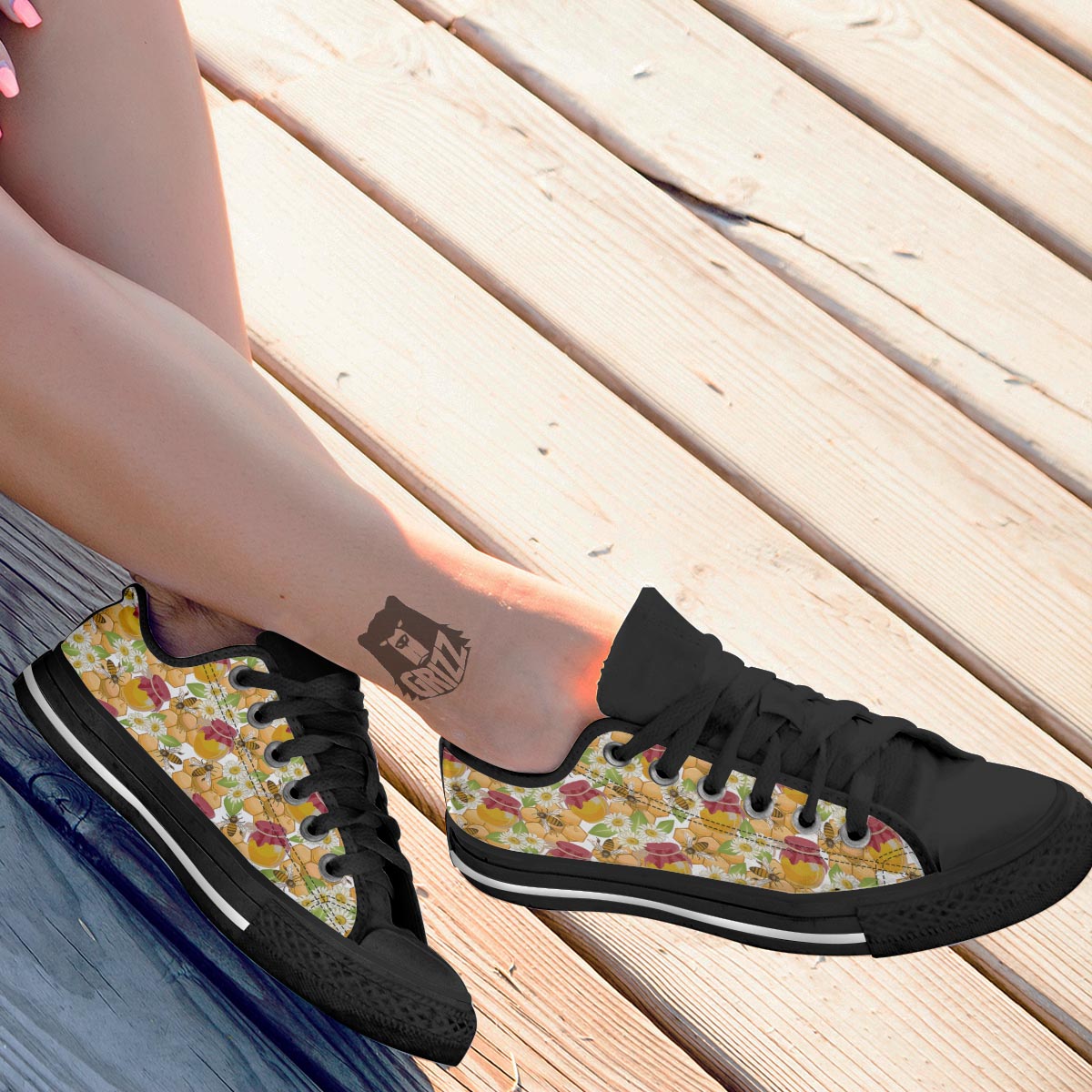 Bee Hive Sweet Honey Print Pattern Black Low Top Shoes-grizzshop