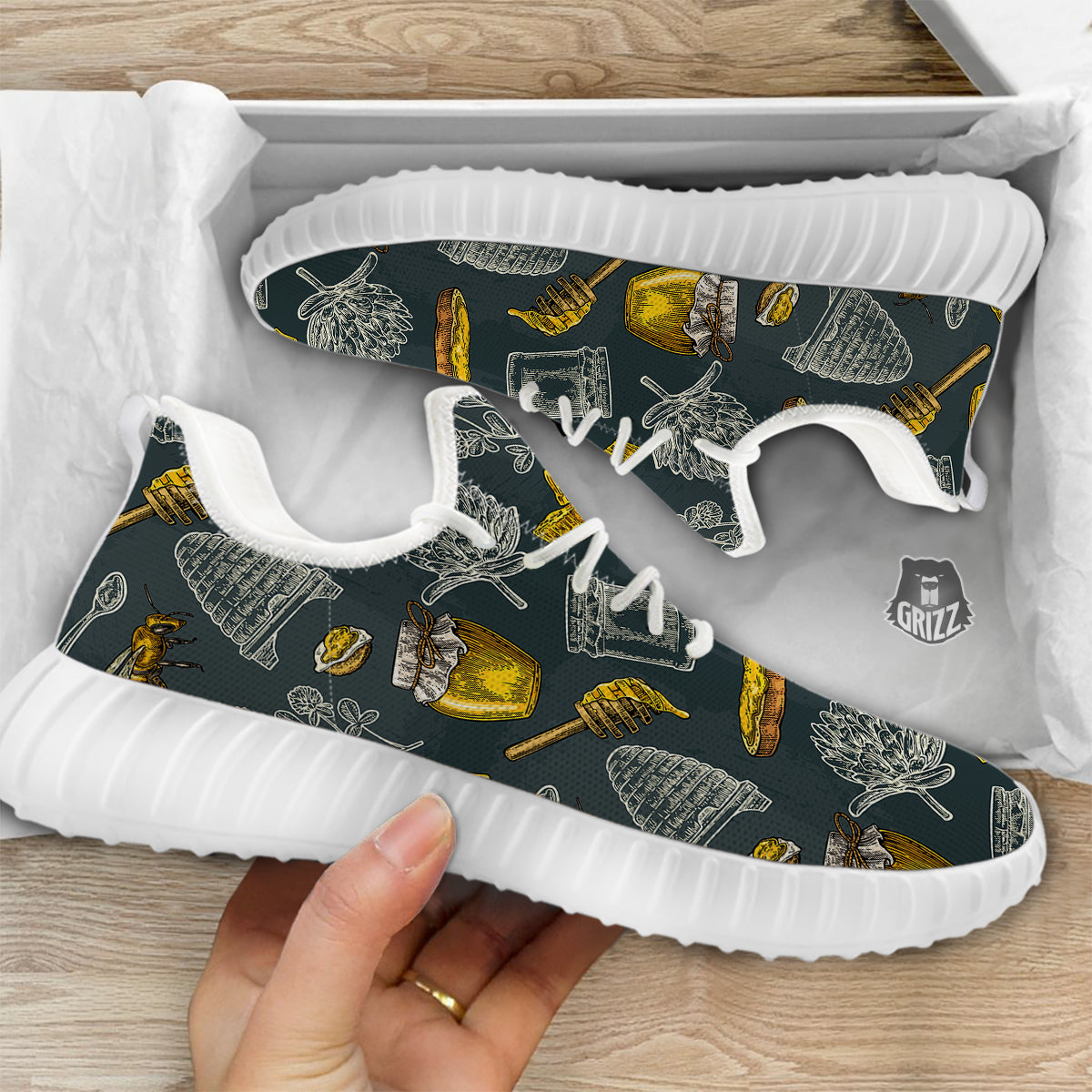 Bee Honey Vintage Print Pattern White Walking Shoes-grizzshop