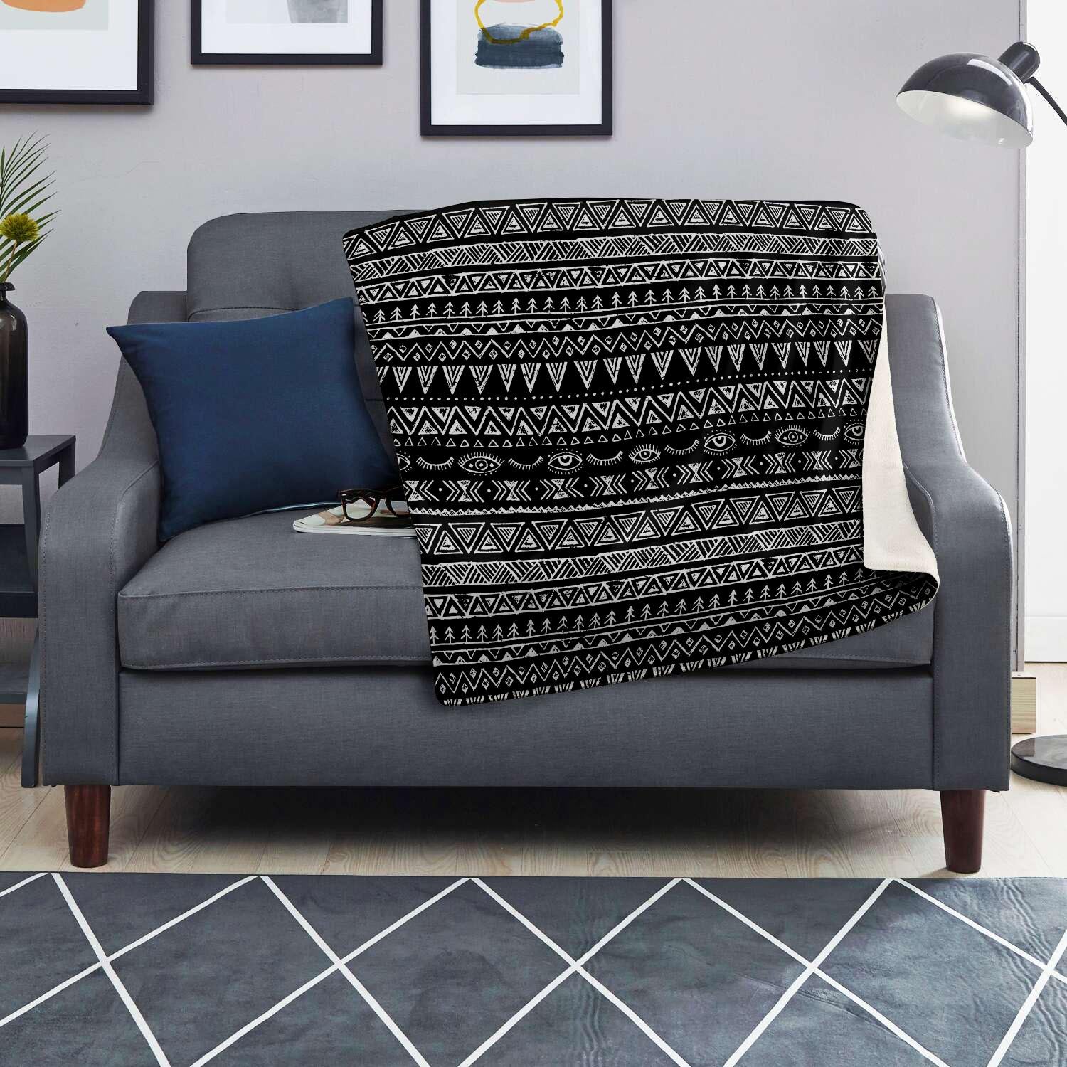 Black And White Doodle Tribal Aztec Print Blanket-grizzshop