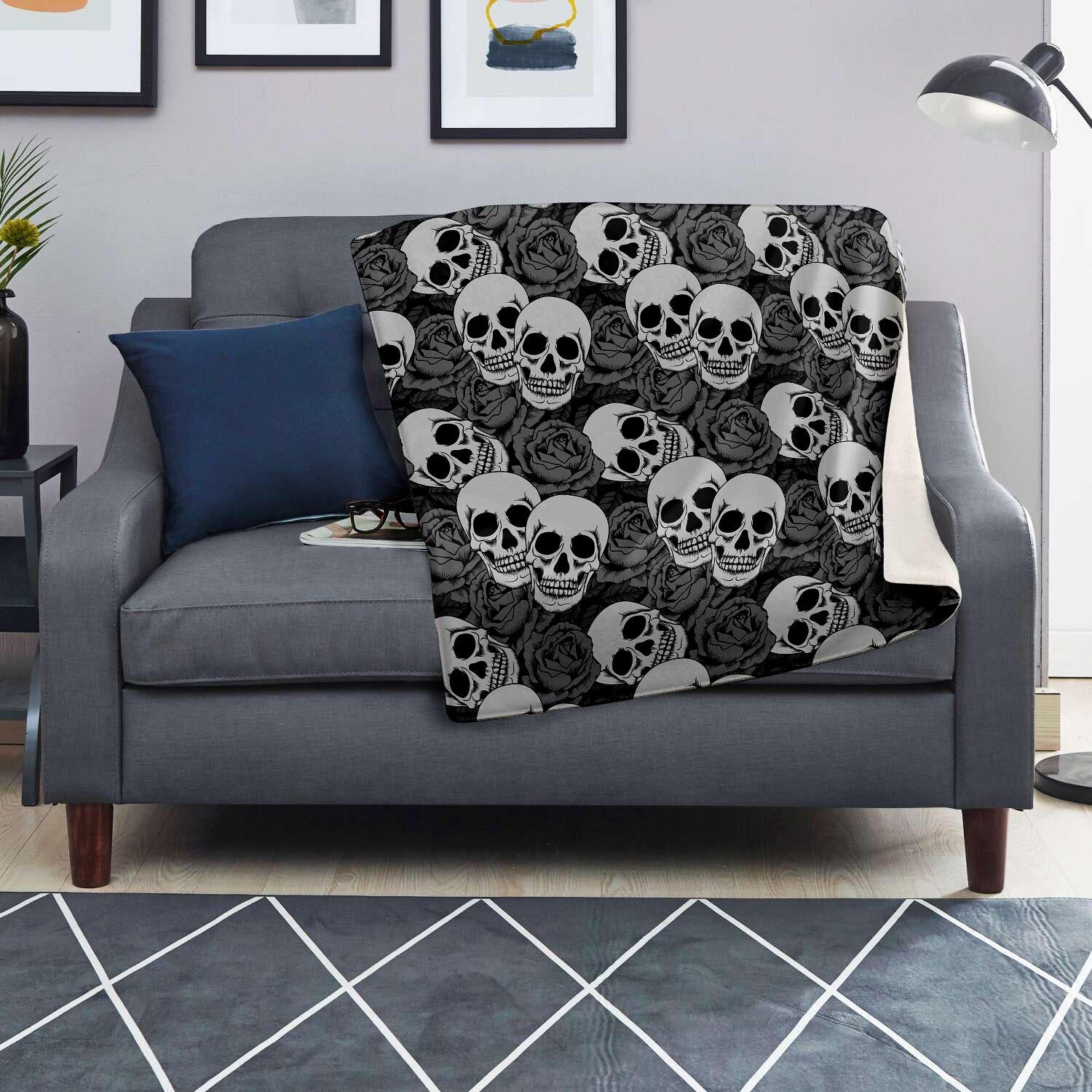 Black And White Rose Floral Skull Blanket-grizzshop