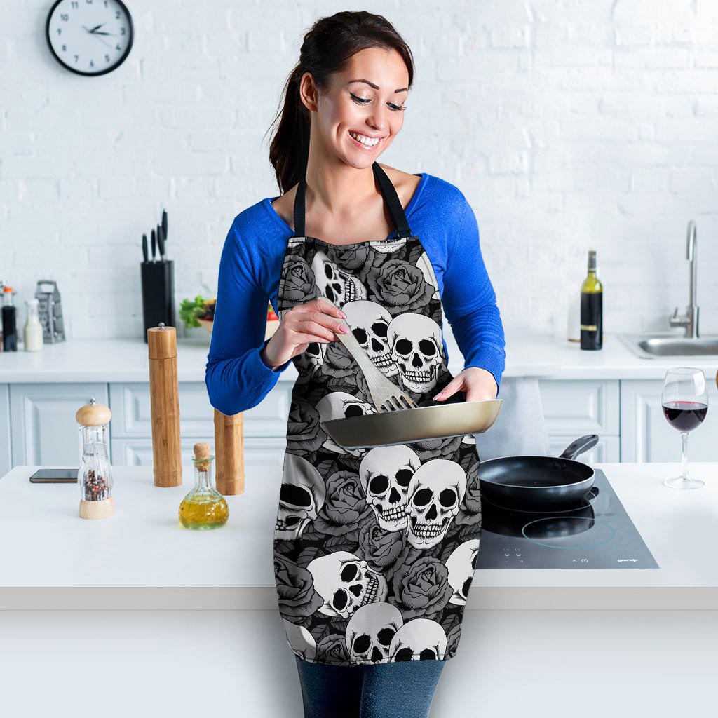 Black And White Rose Floral Skull Women's Apron-grizzshop