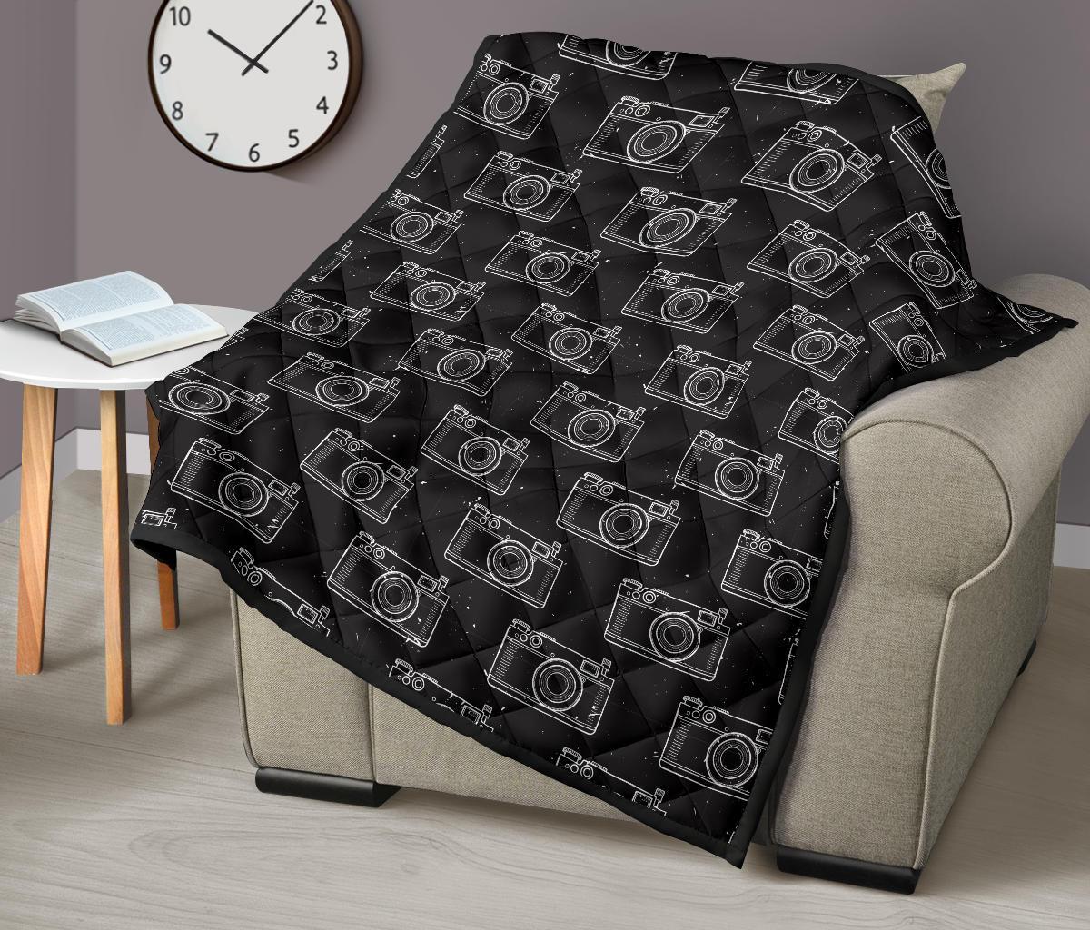 Black Camera Print Pattern Quilt-grizzshop