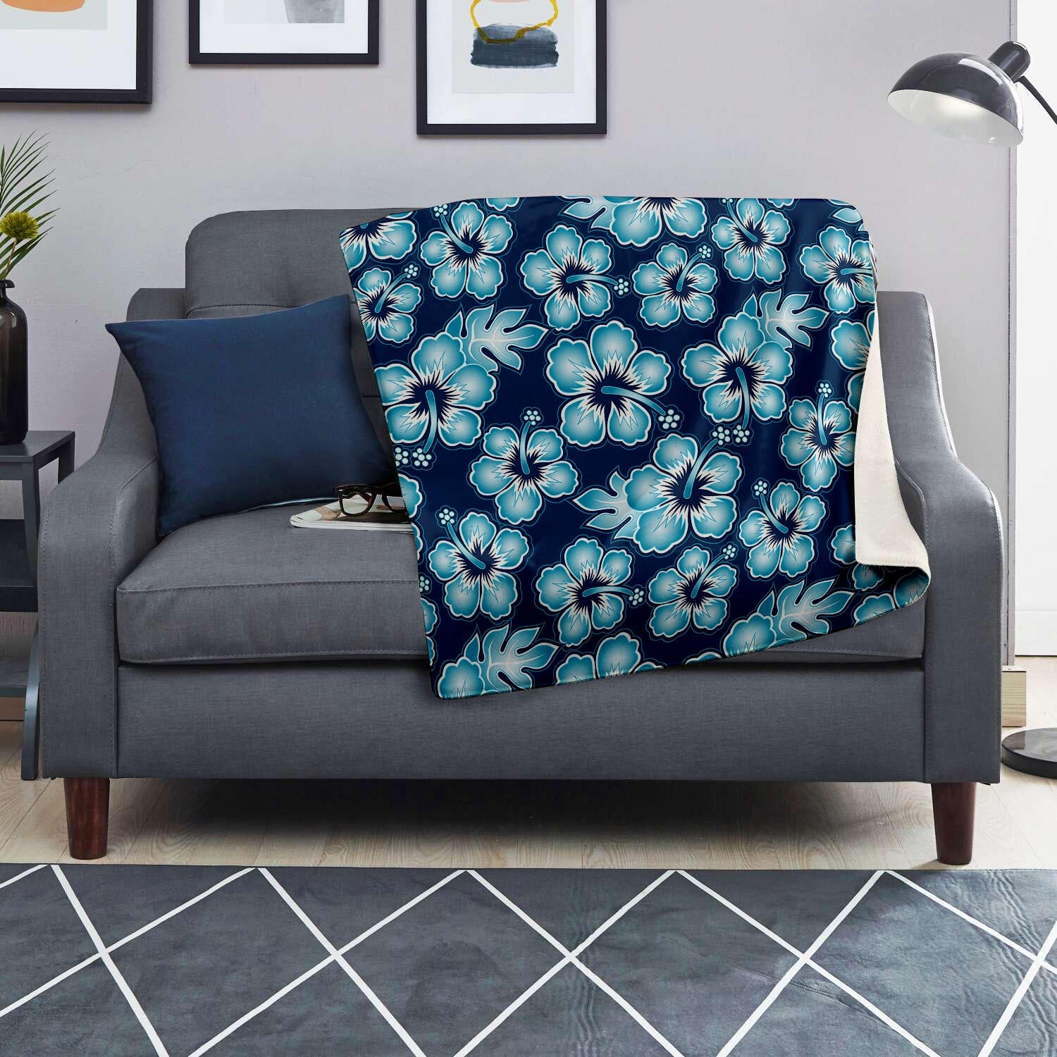 Blue Hibiscus Hawaiian Print Blanket-grizzshop