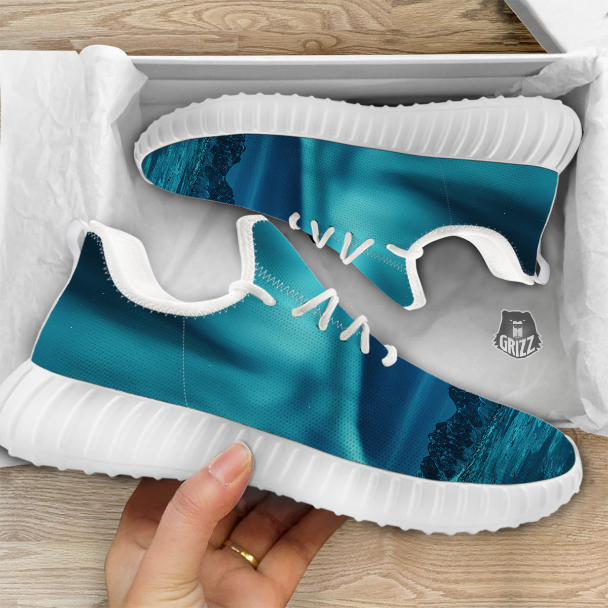 Blue Northern Lights And Mountain Print White Walking Shoes-grizzshop
