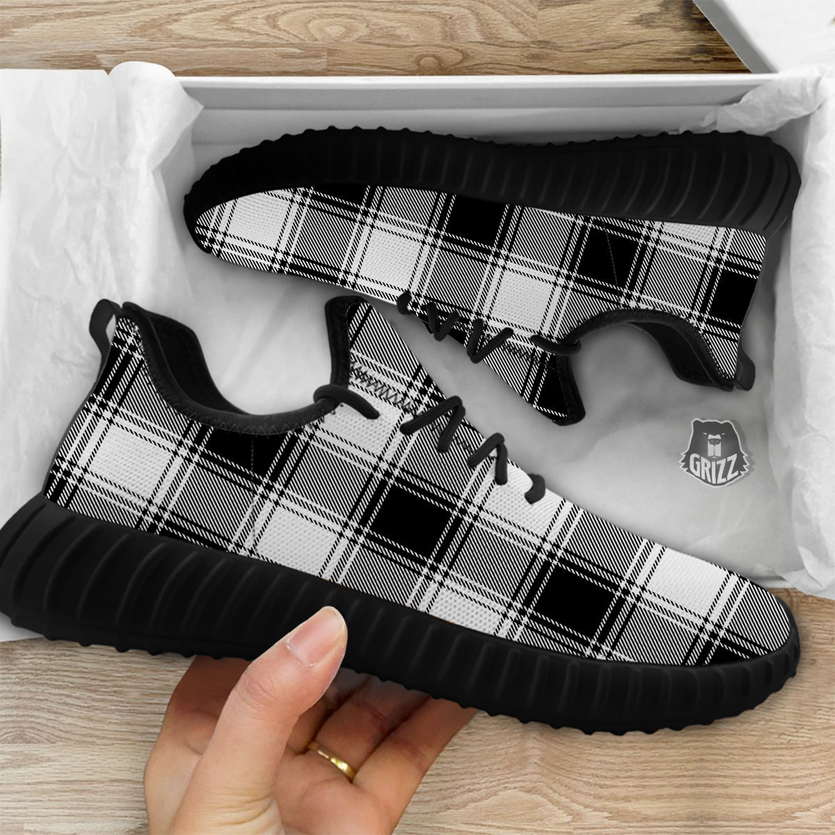 Border Tartan White And Black Print Pattern Black Walking Shoes-grizzshop