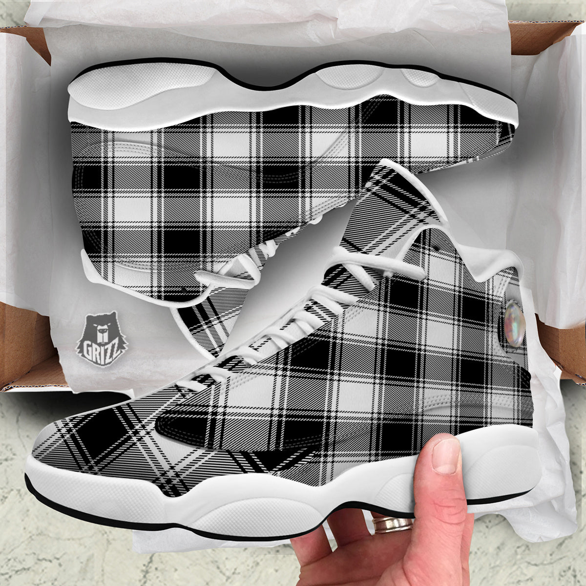 Border Tartan White And Black Print Pattern White Basketball Shoes-grizzshop