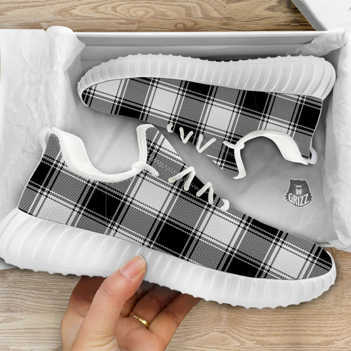 Border Tartan White And Black Print Pattern White Walking Shoes-grizzshop