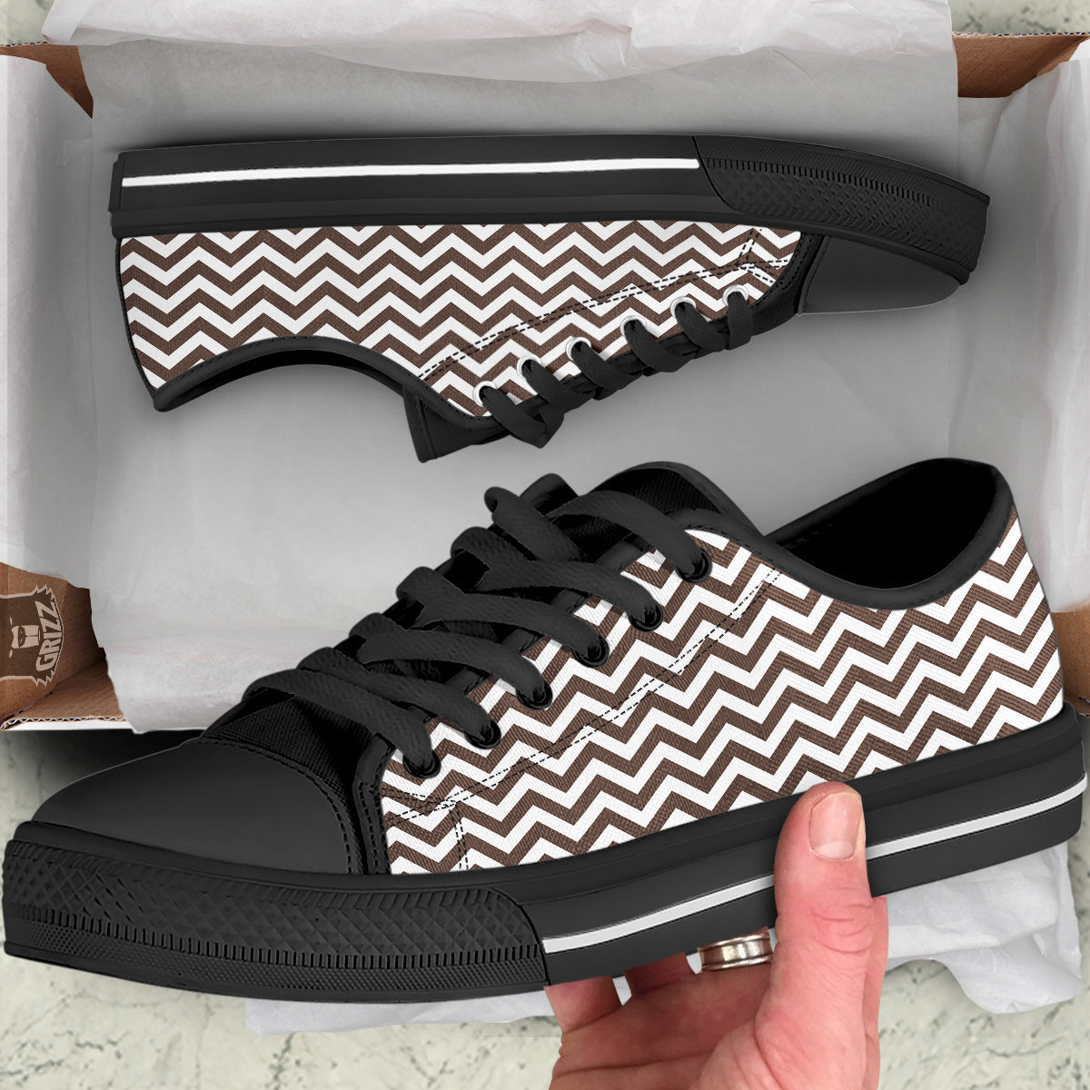 Brown Zigzag Print Pattern Black Low Top Shoes-grizzshop